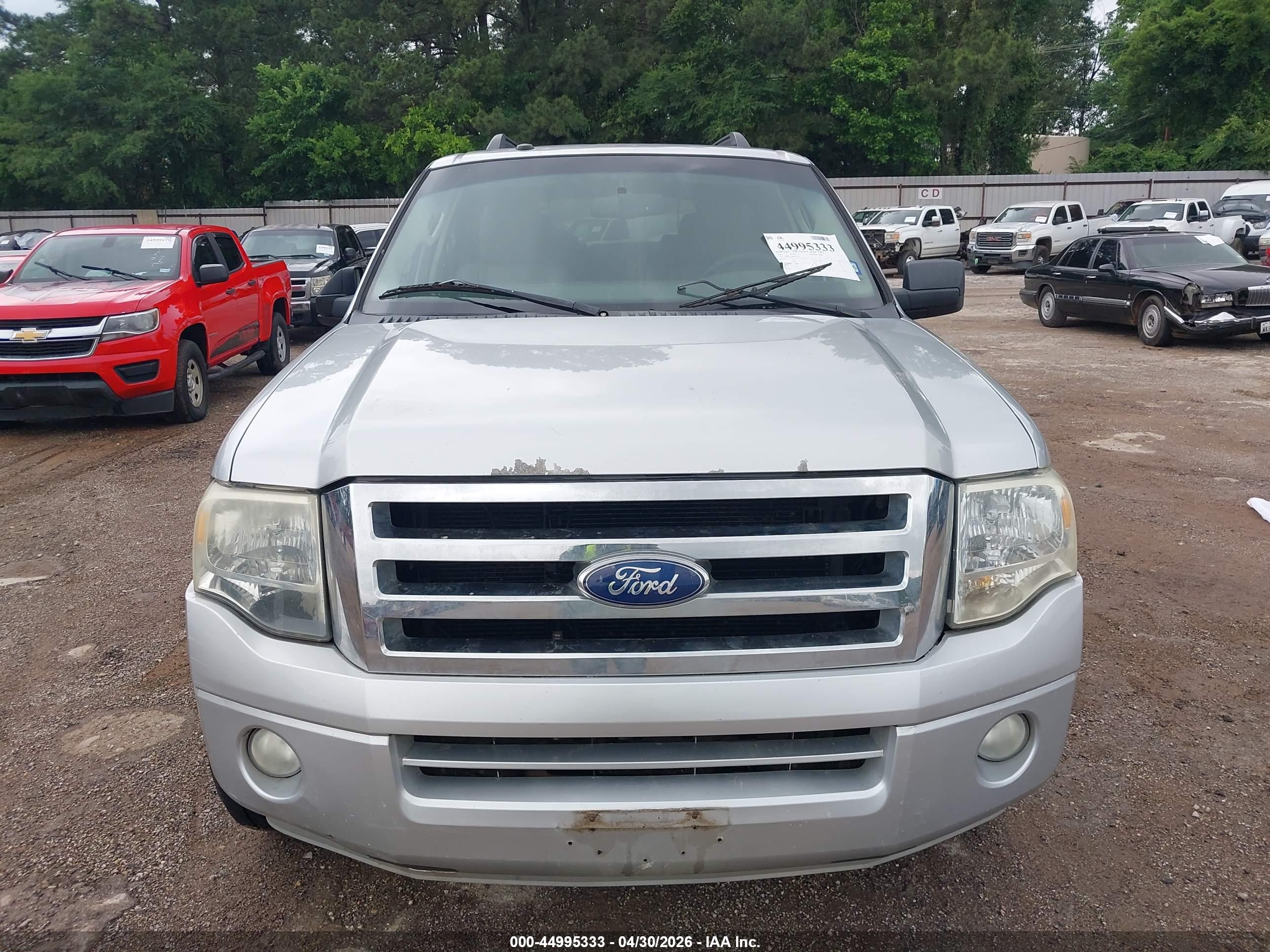FORD EXPEDITION image 6