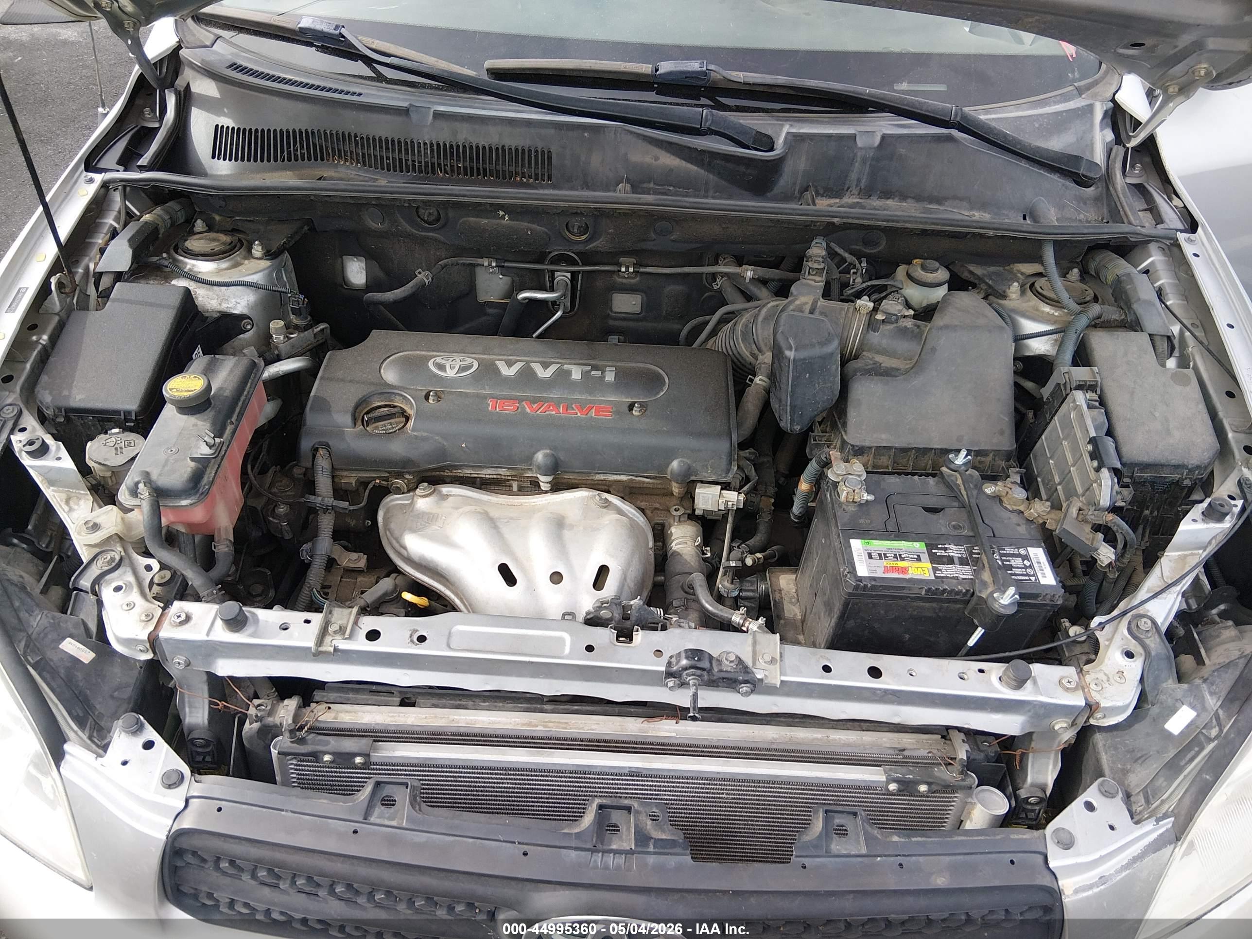 TOYOTA RAV4 image 10