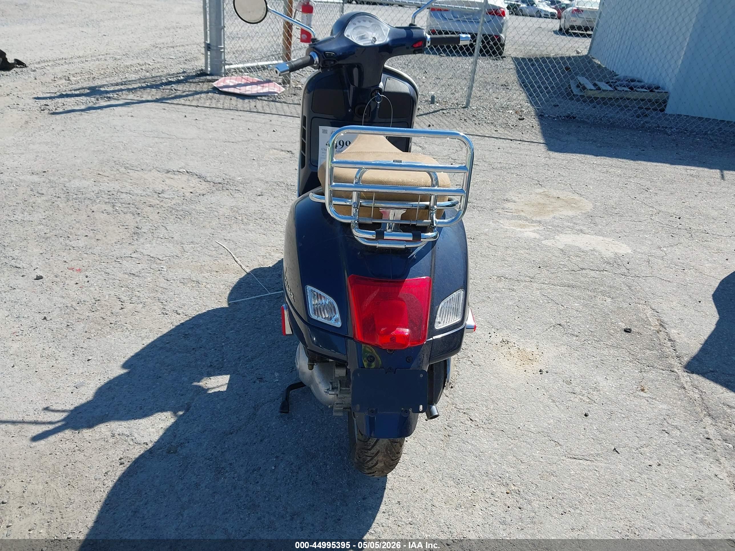 VESPA GTS image 6