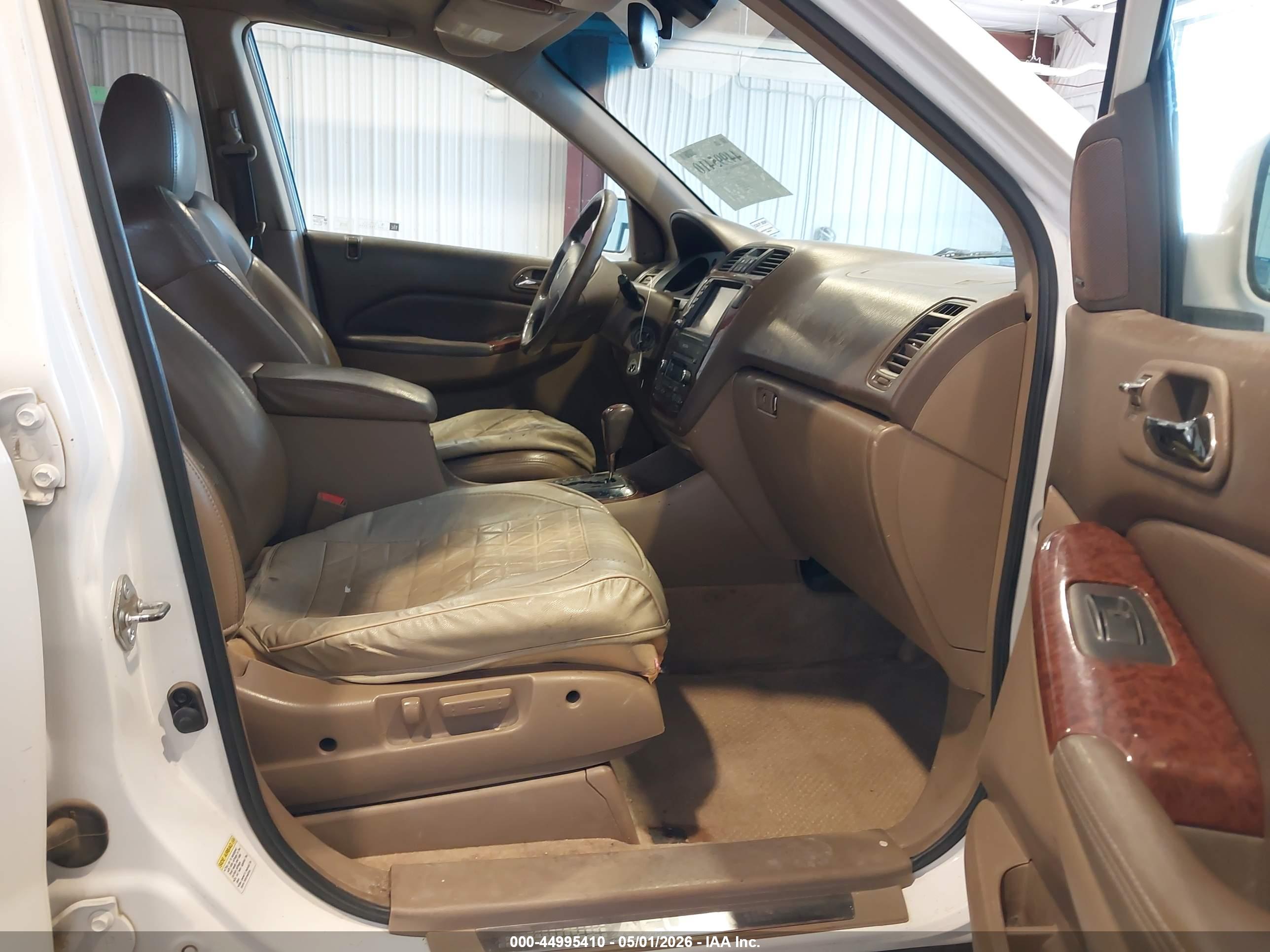ACURA MDX image 5