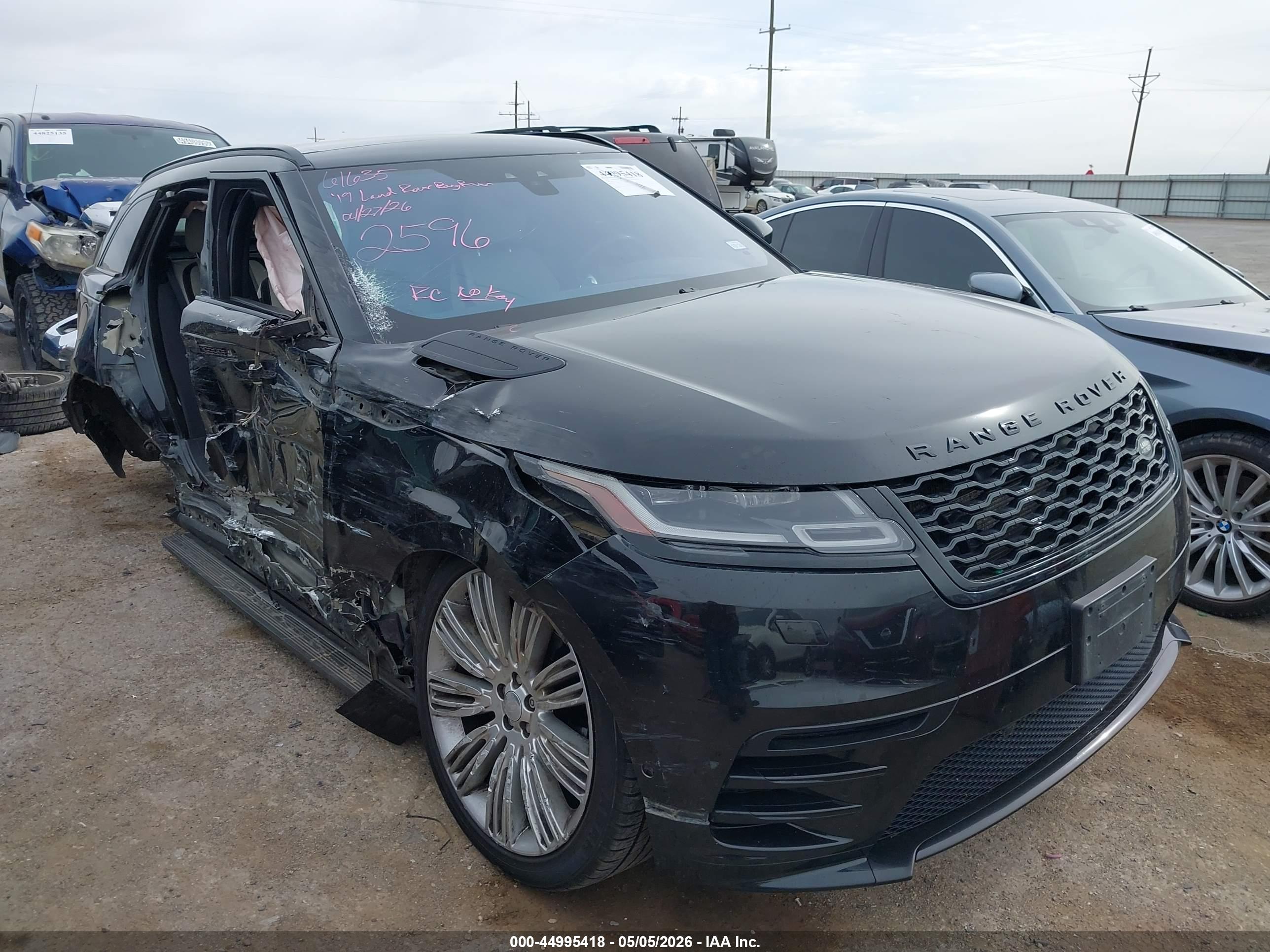 LAND ROVER image 6