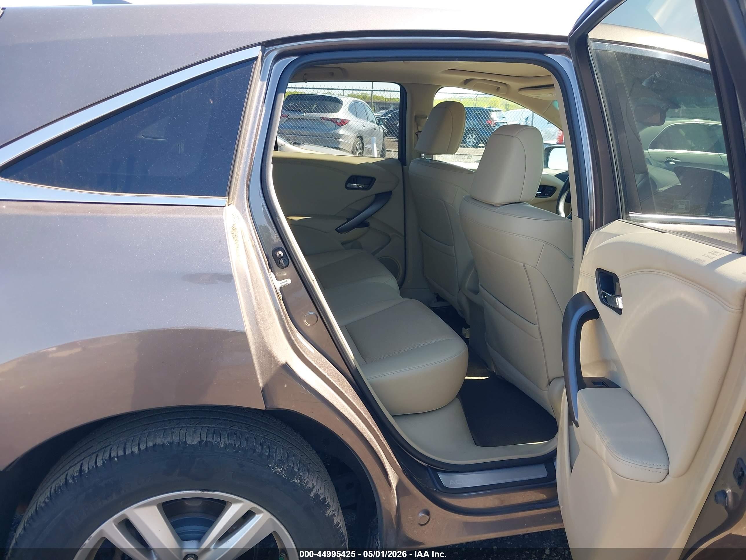 ACURA RDX image 8