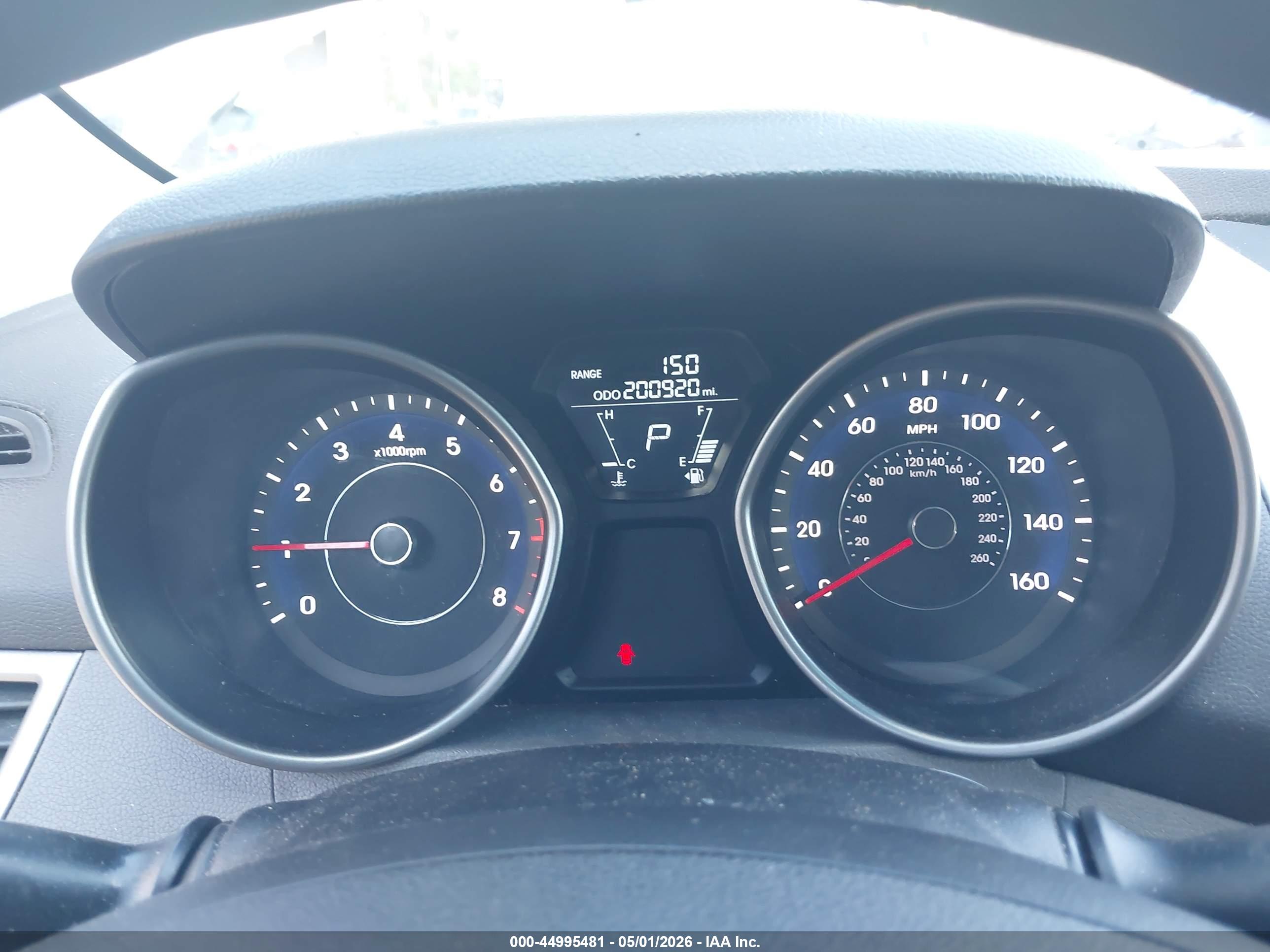 HYUNDAI ELANTRA image 7