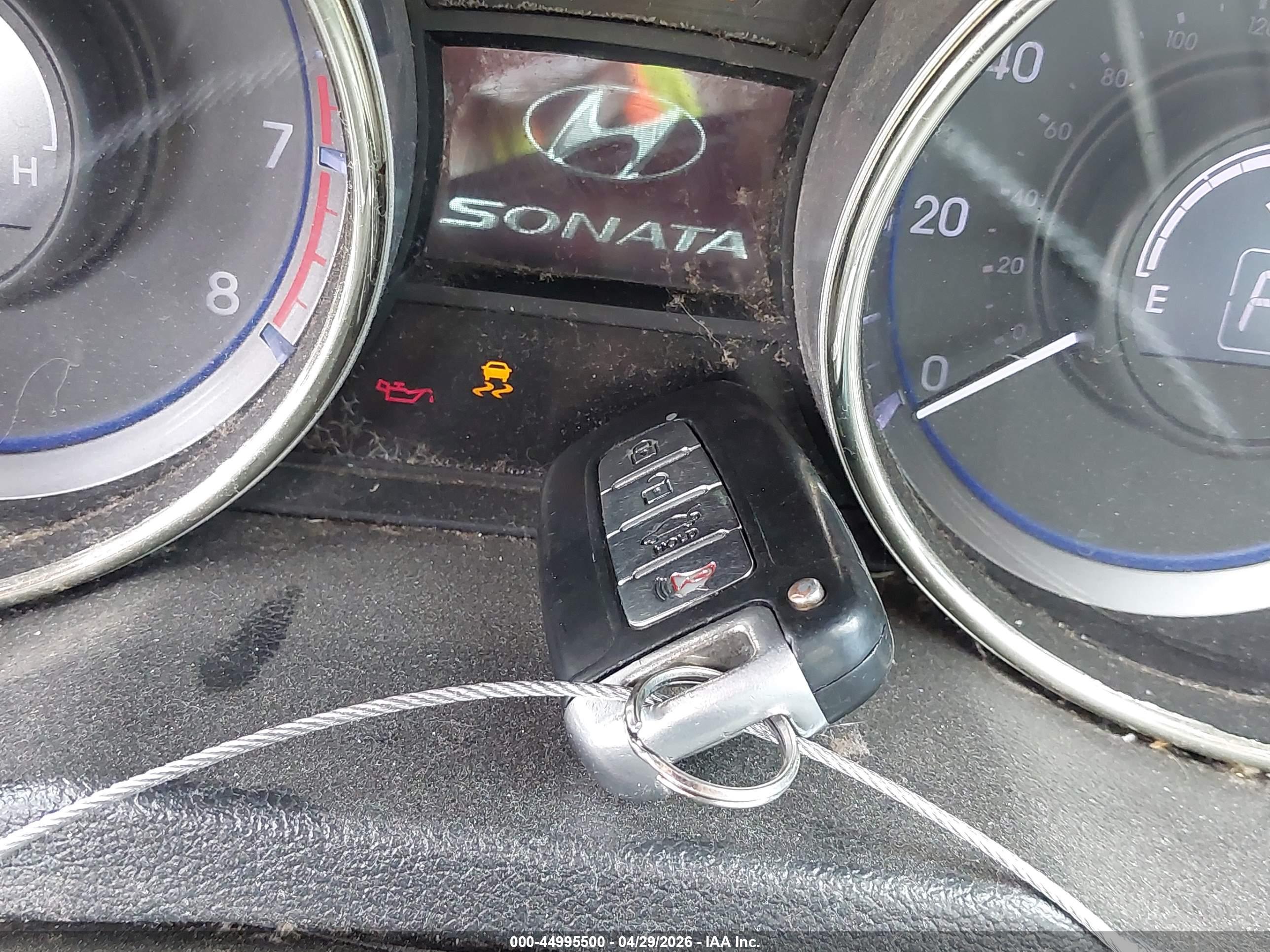 HYUNDAI SONATA image 11