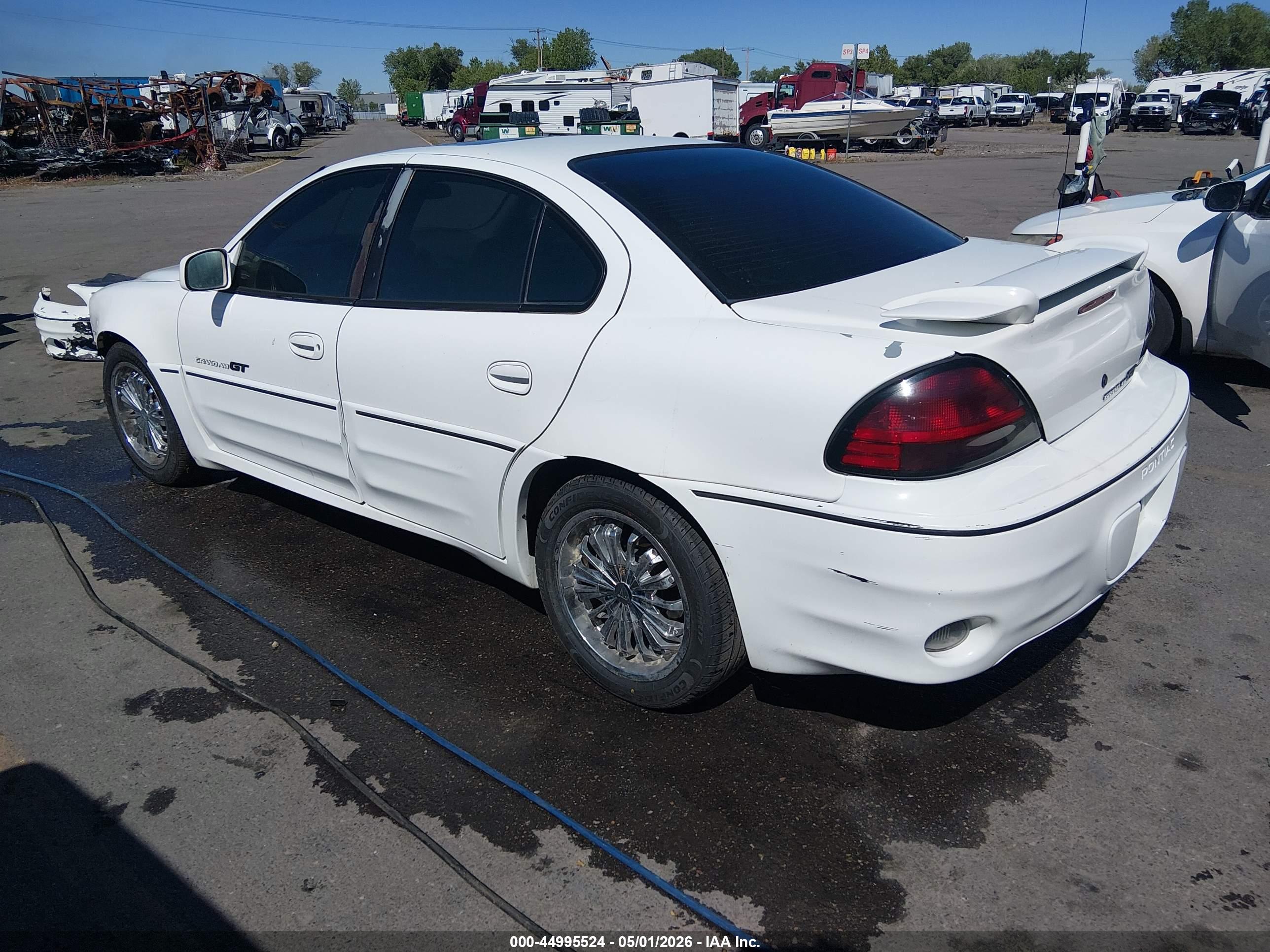 PONTIAC GRAND image 3