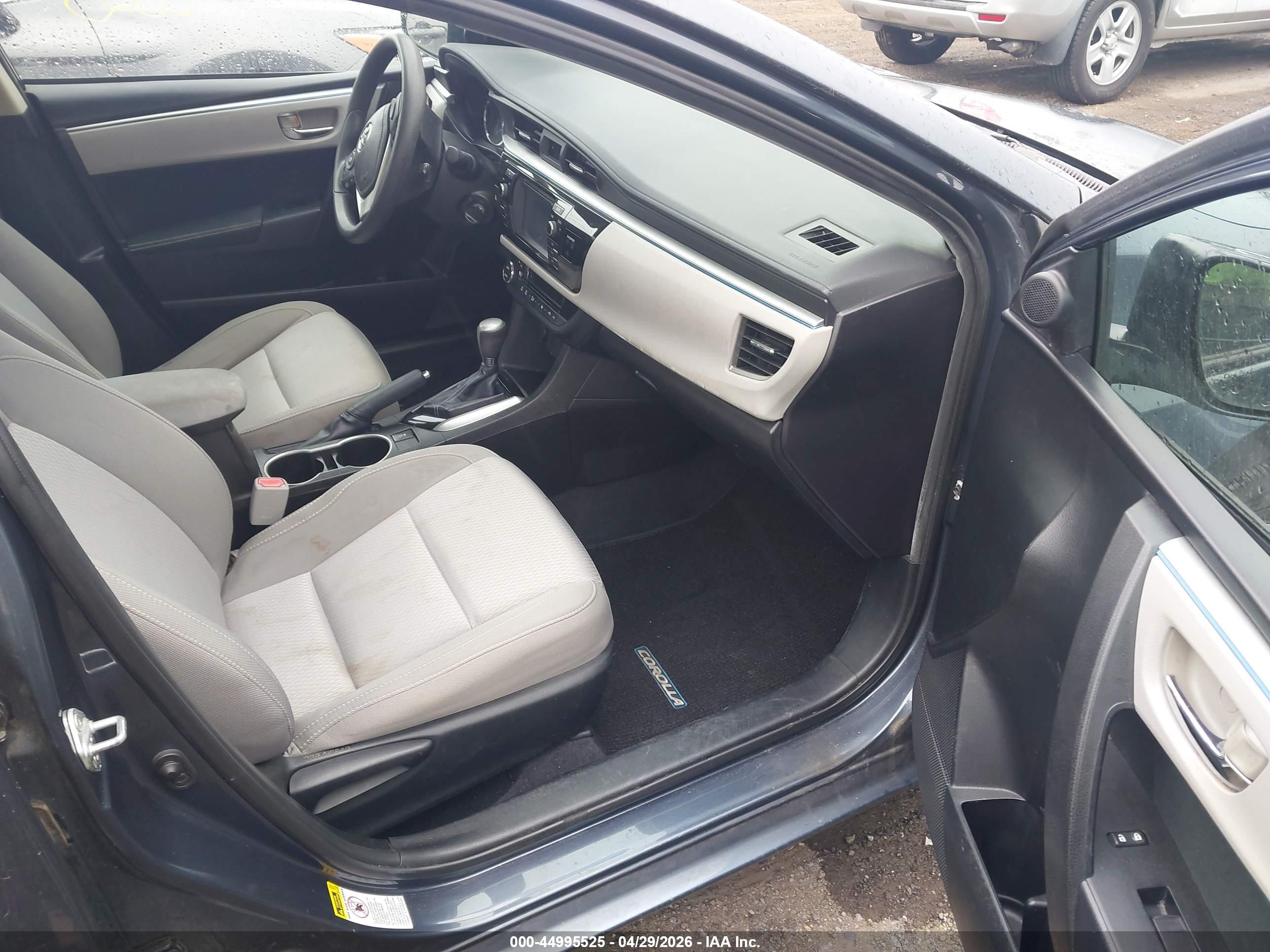 TOYOTA COROLLA image 5