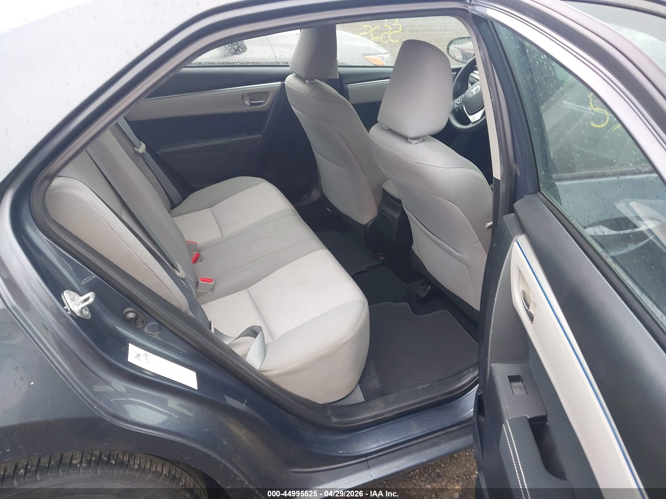 TOYOTA COROLLA image 8