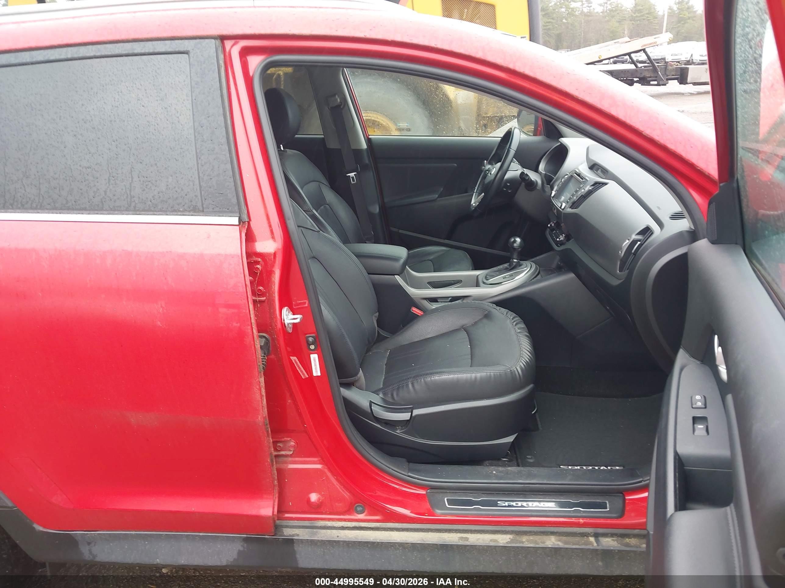 KIA SPORTAGE image 5