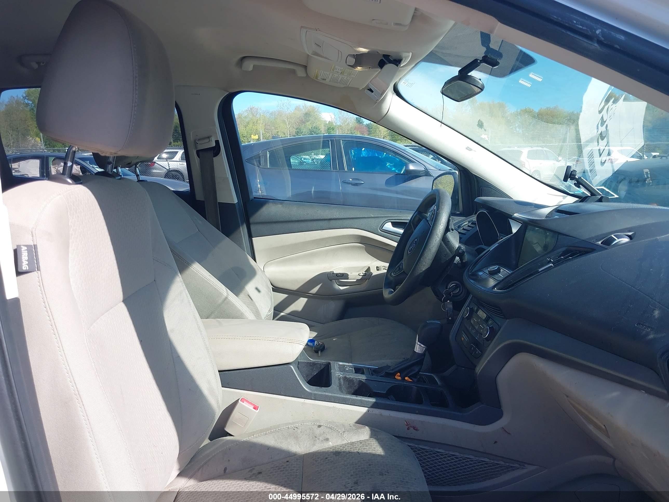 FORD ESCAPE image 5