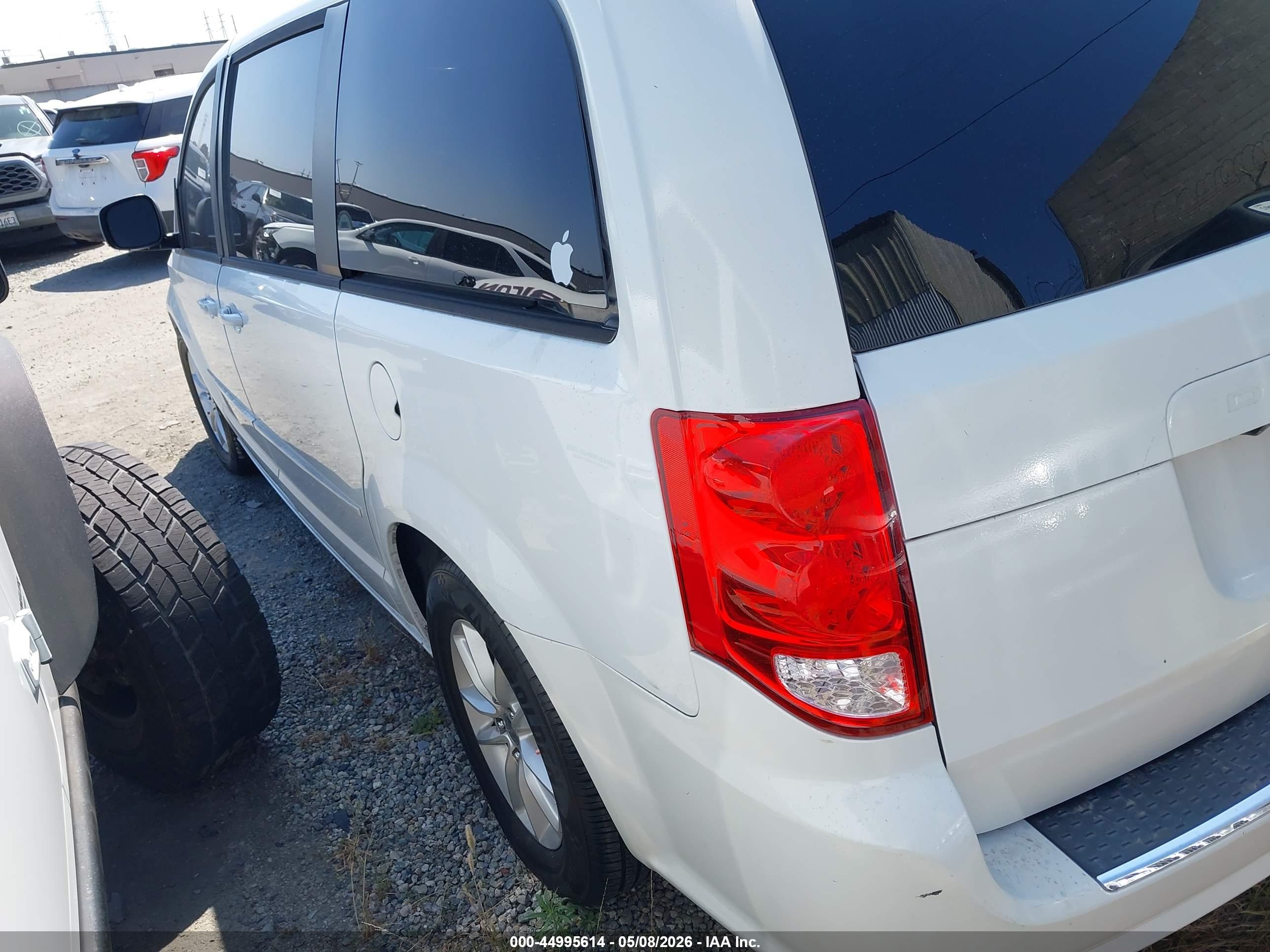 DODGE GRAND image 3