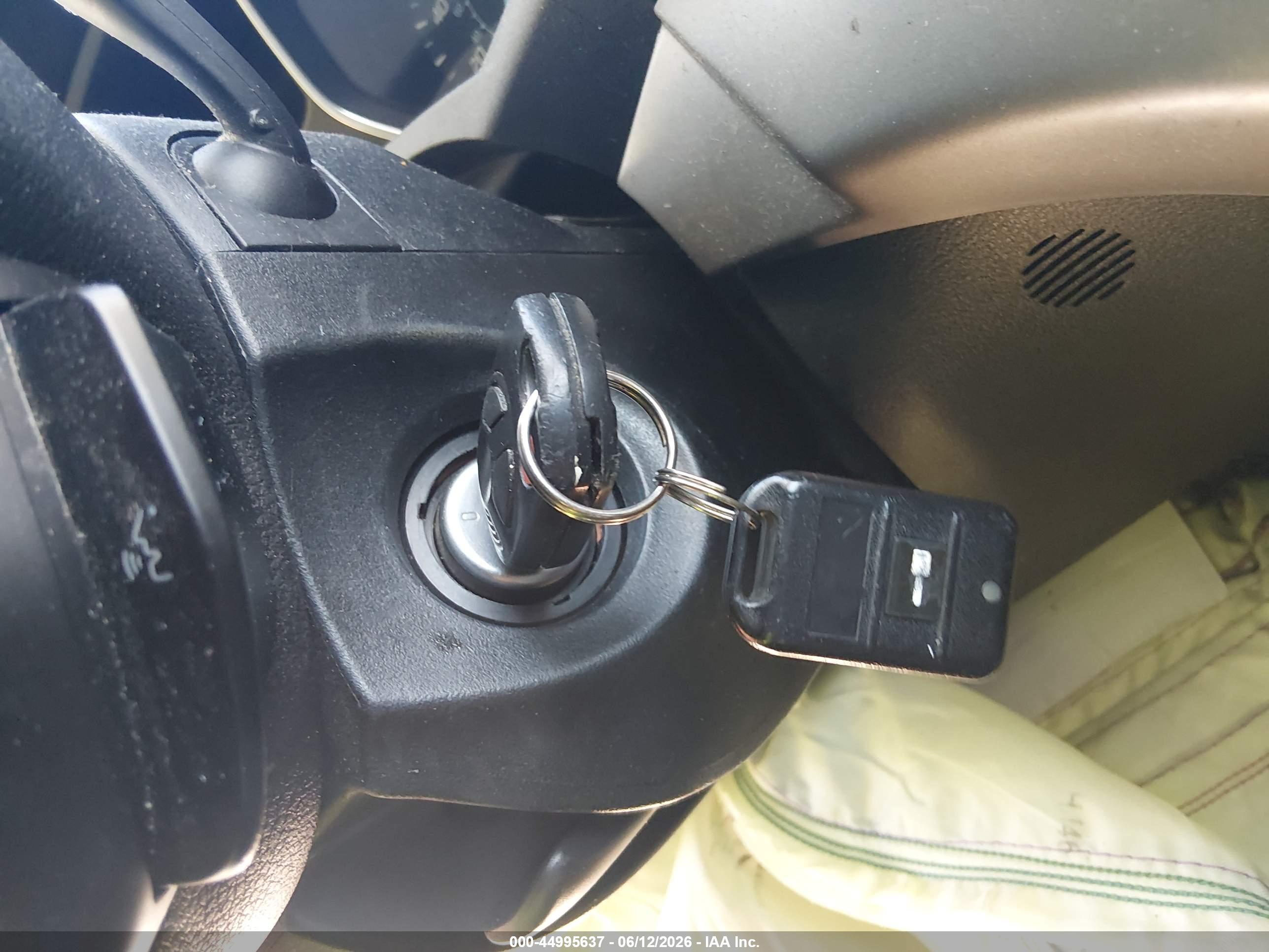 FORD ESCAPE image 11