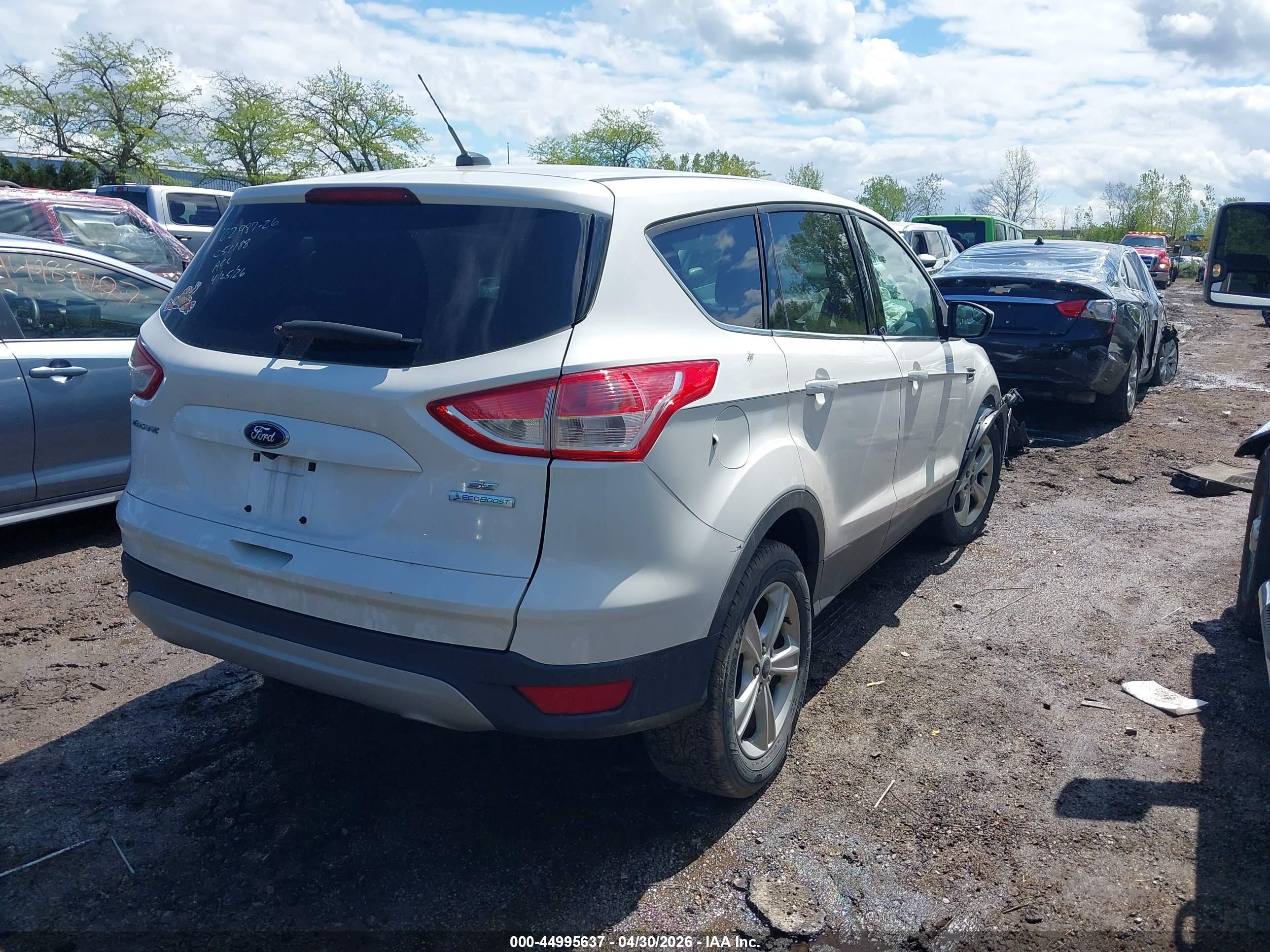 FORD ESCAPE image 4