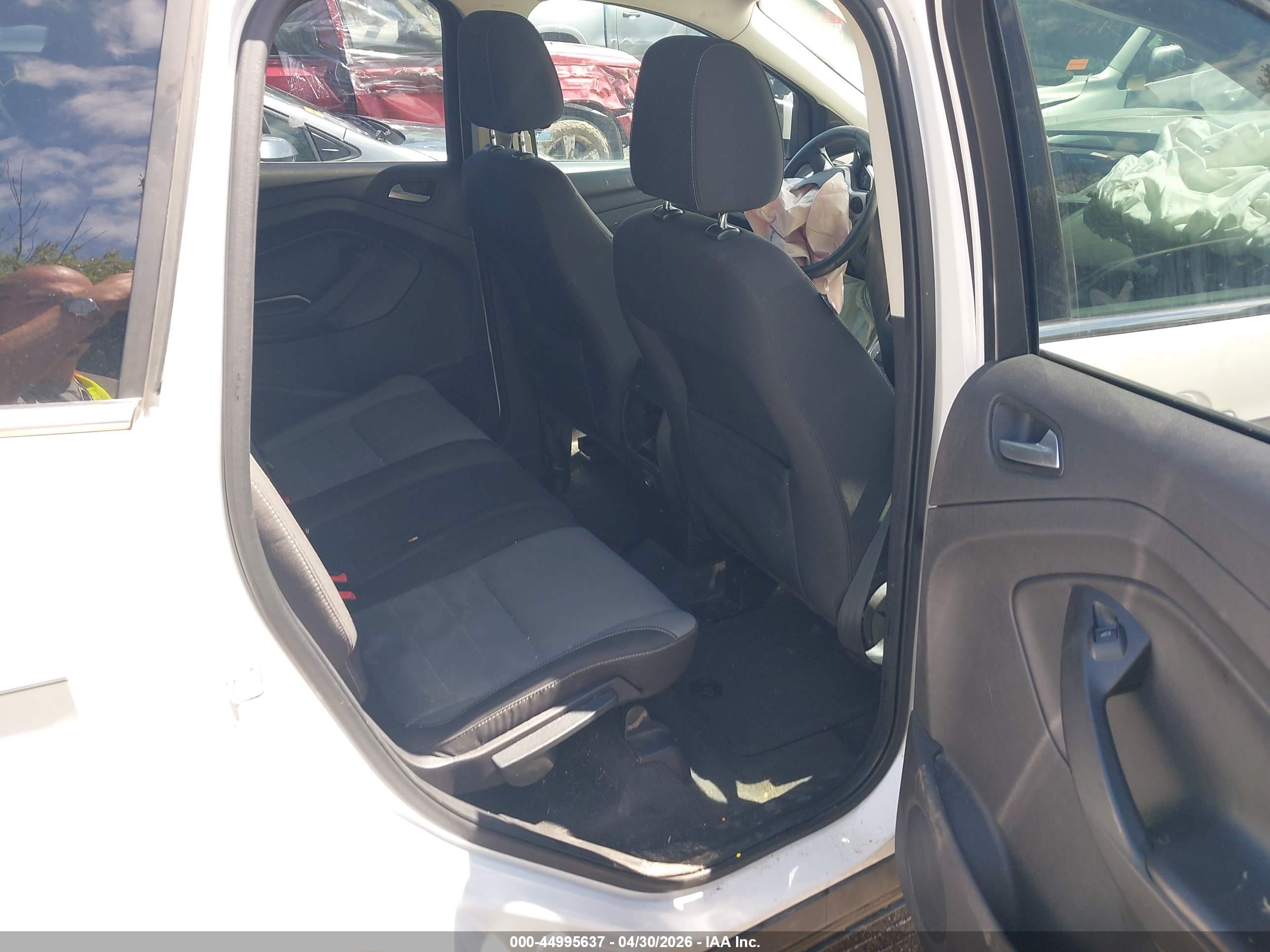 FORD ESCAPE image 8