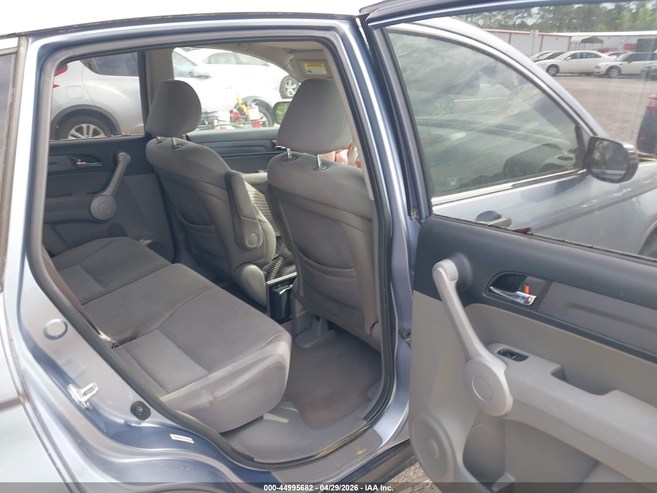 HONDA CR-V image 8