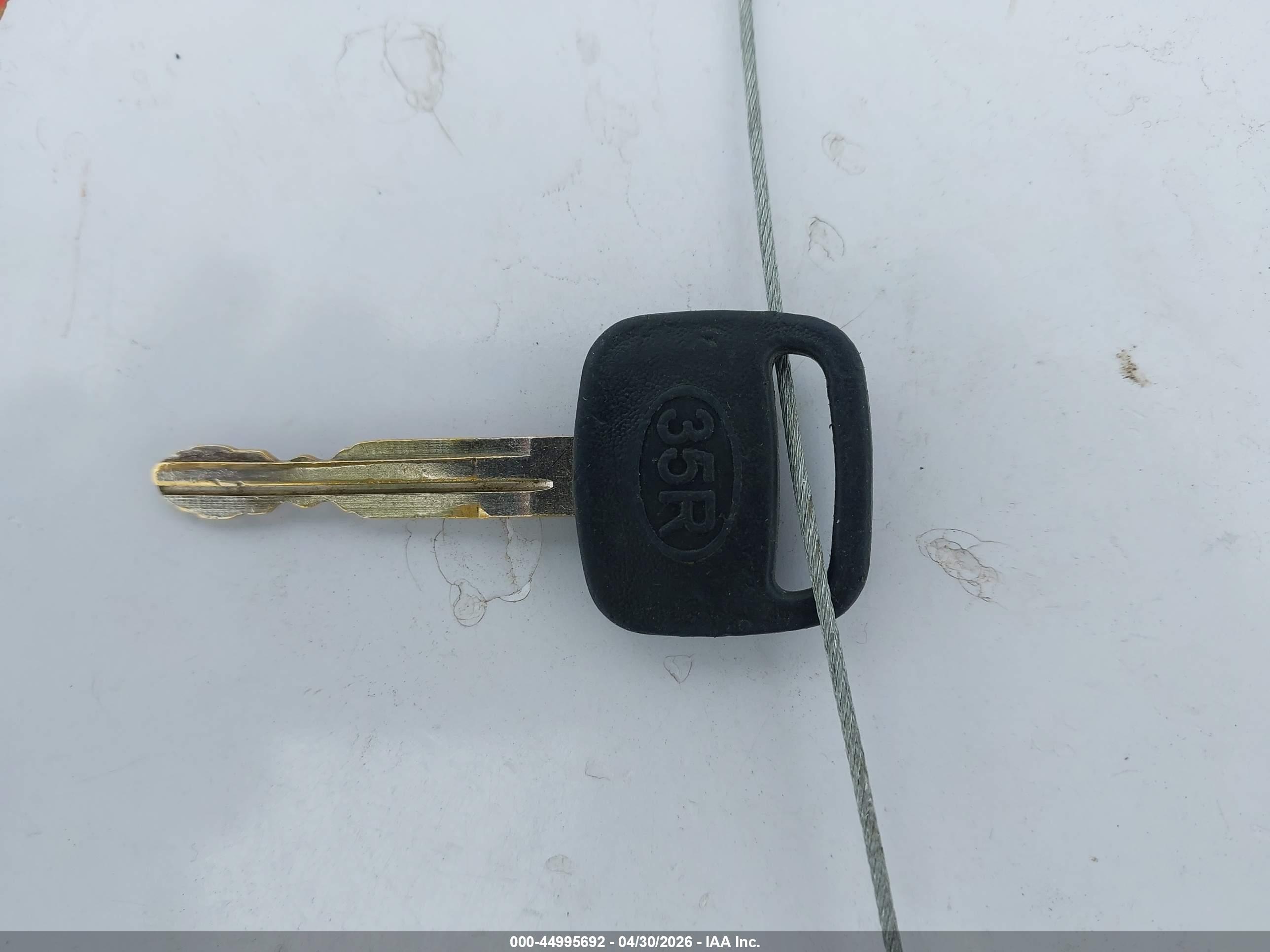 TOYOTA RAV4 image 11