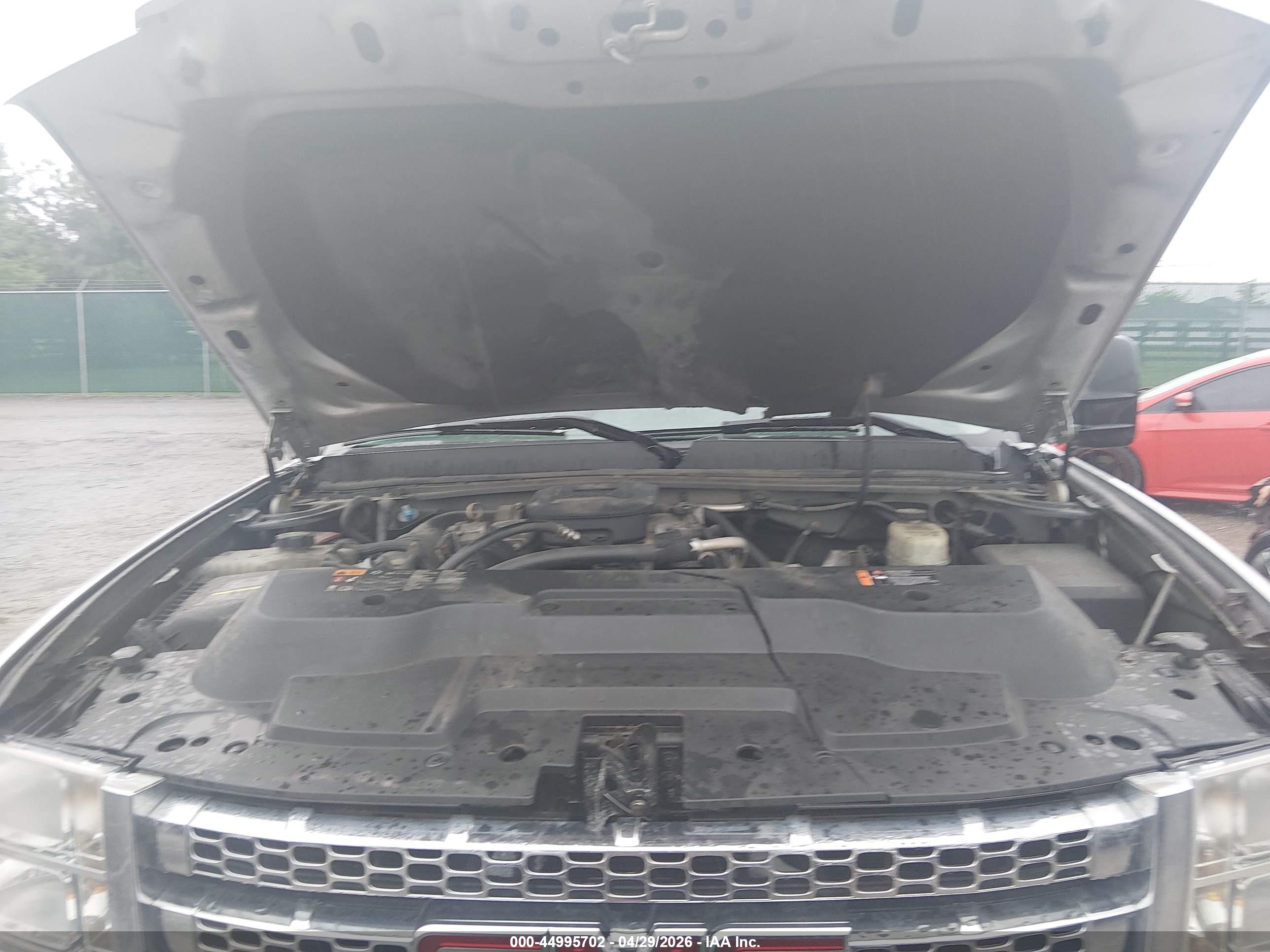 GMC SIERRA image 10