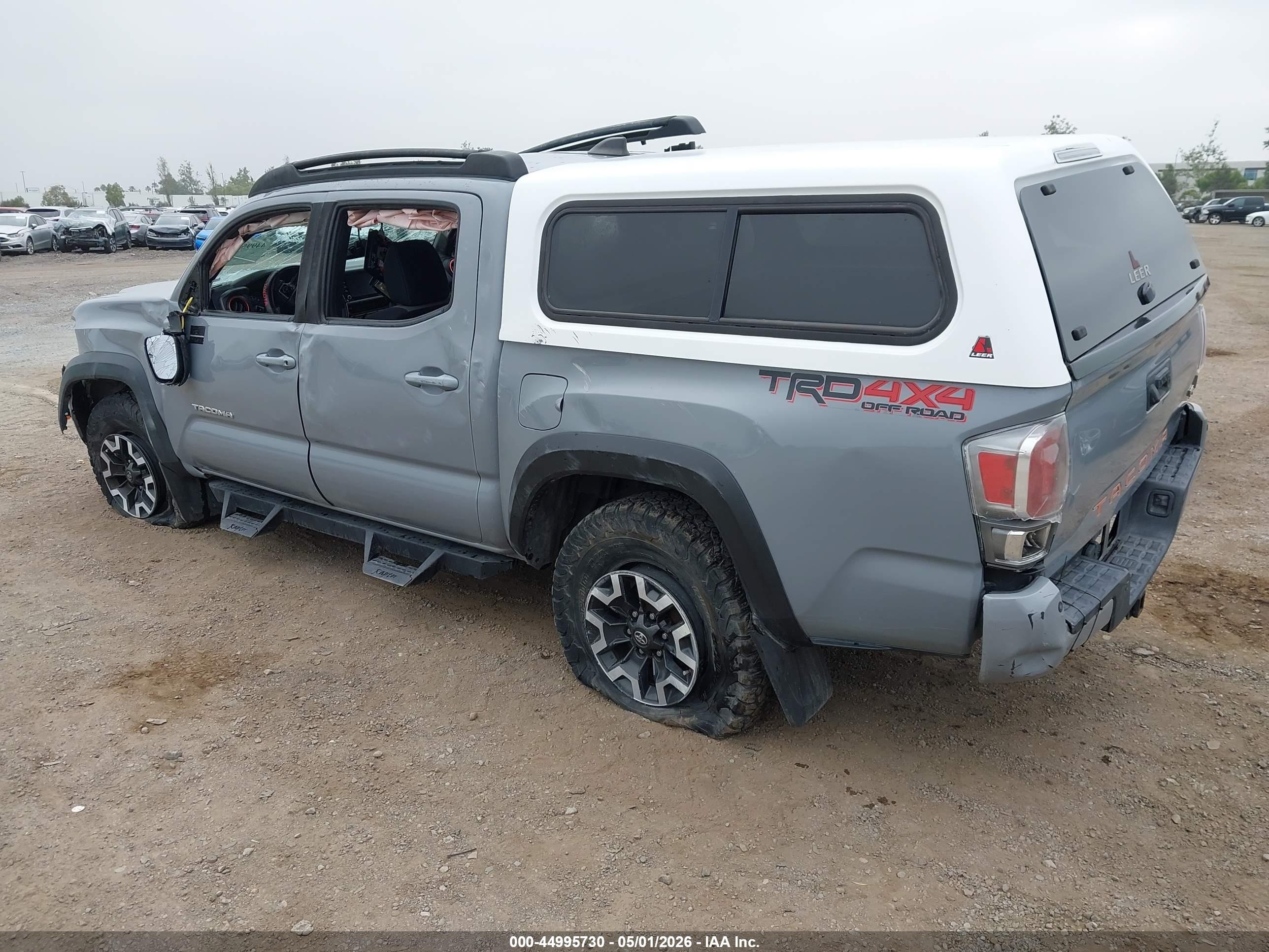 TOYOTA TACOMA image 3