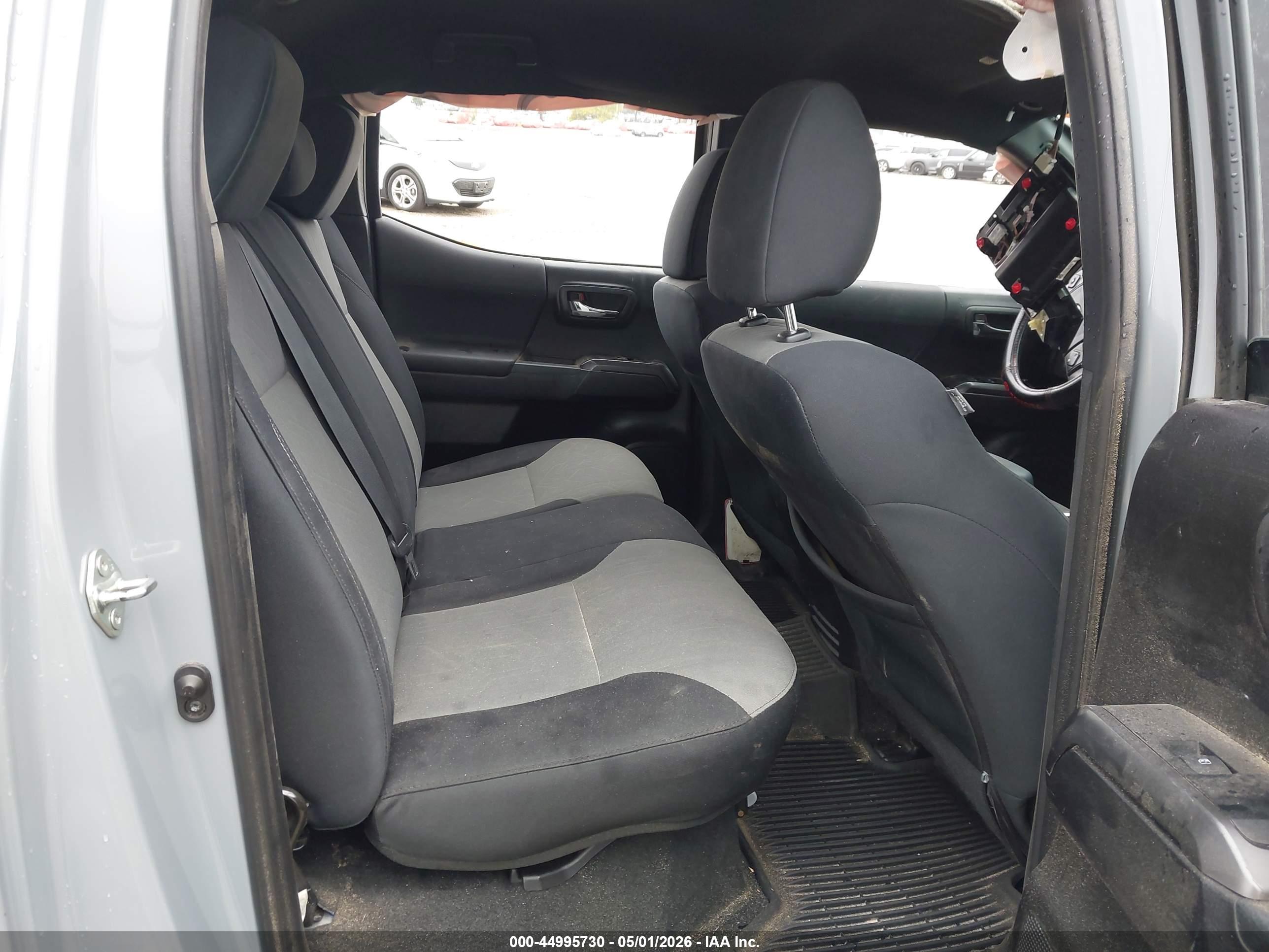 TOYOTA TACOMA image 8