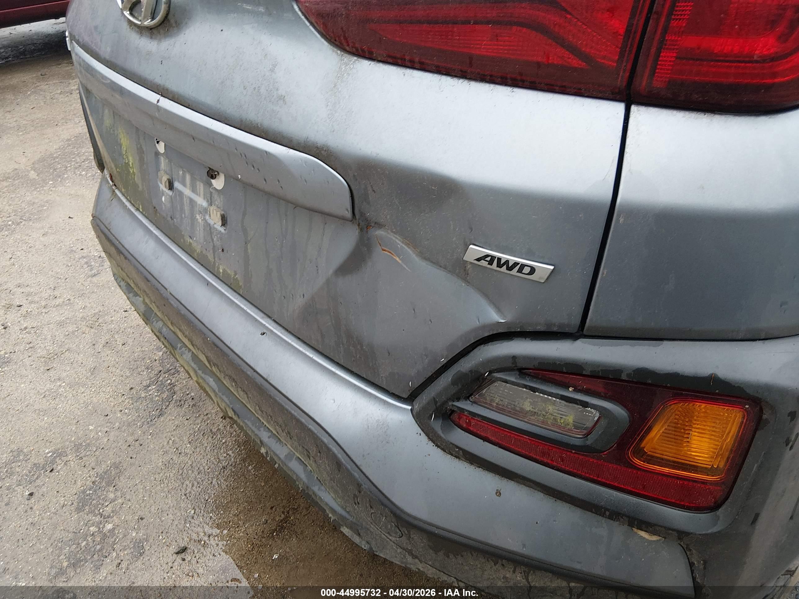 HYUNDAI KONA image 6