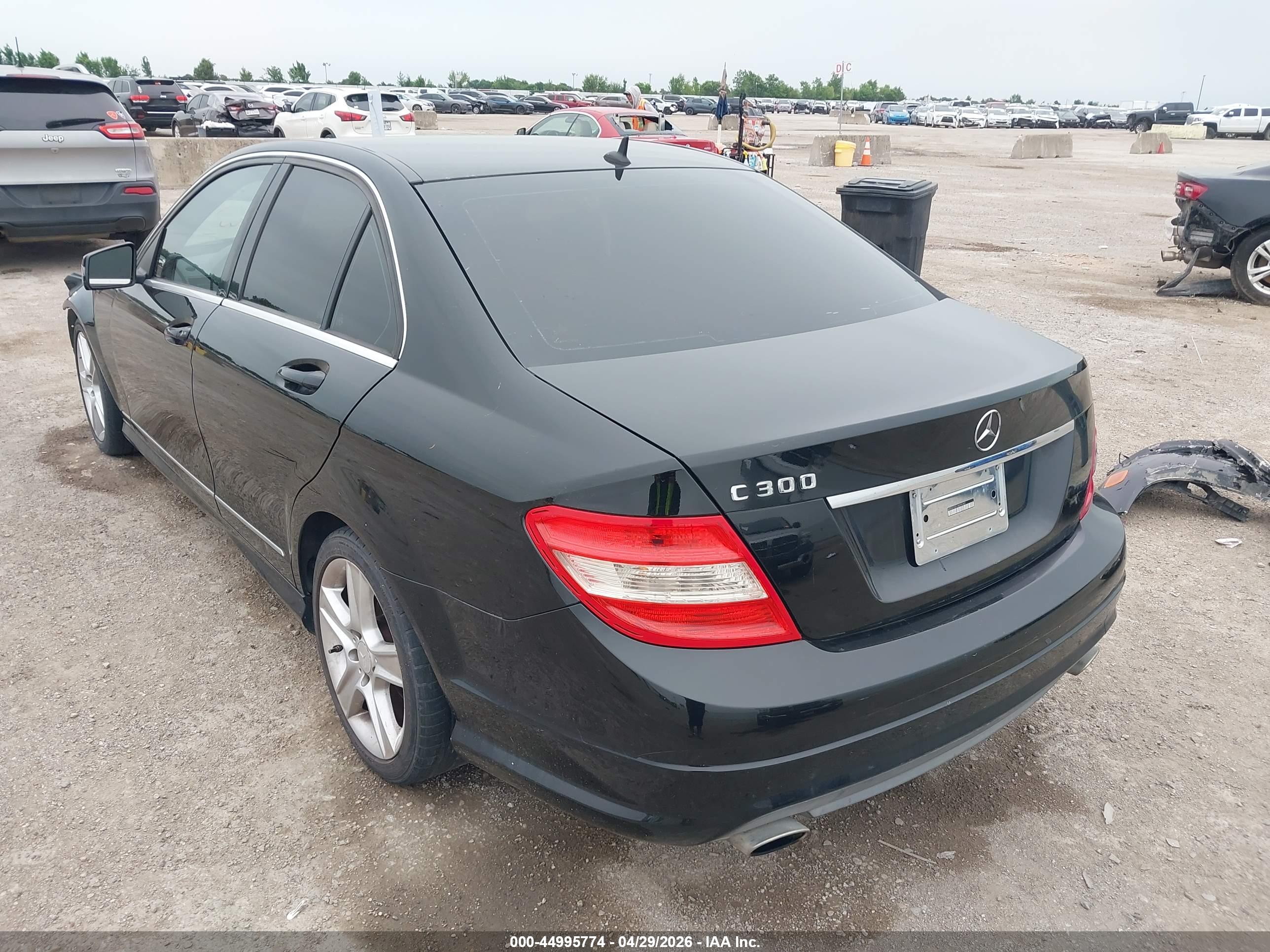 MERCEDES-BENZ C image 3