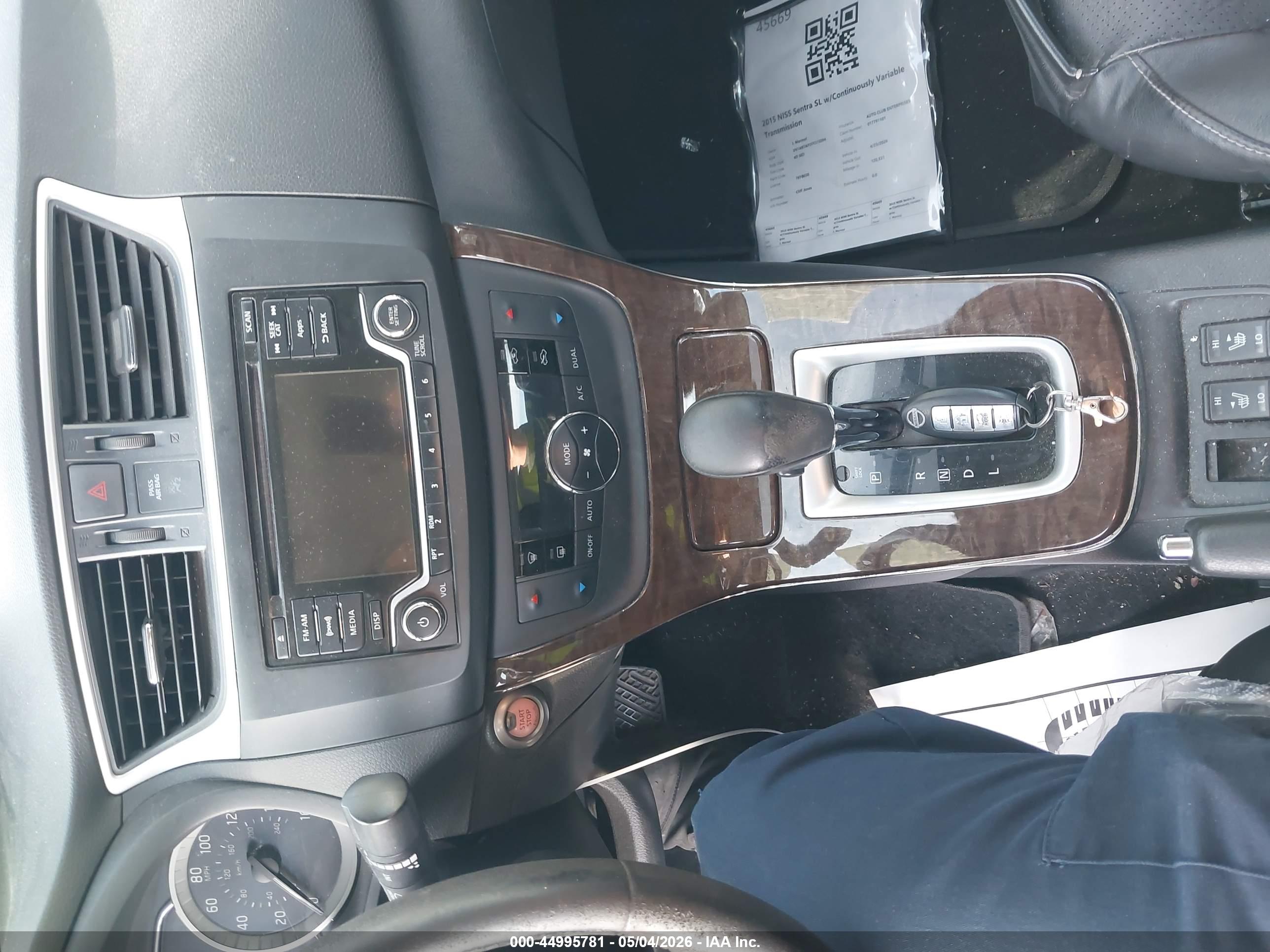 NISSAN SENTRA image 11