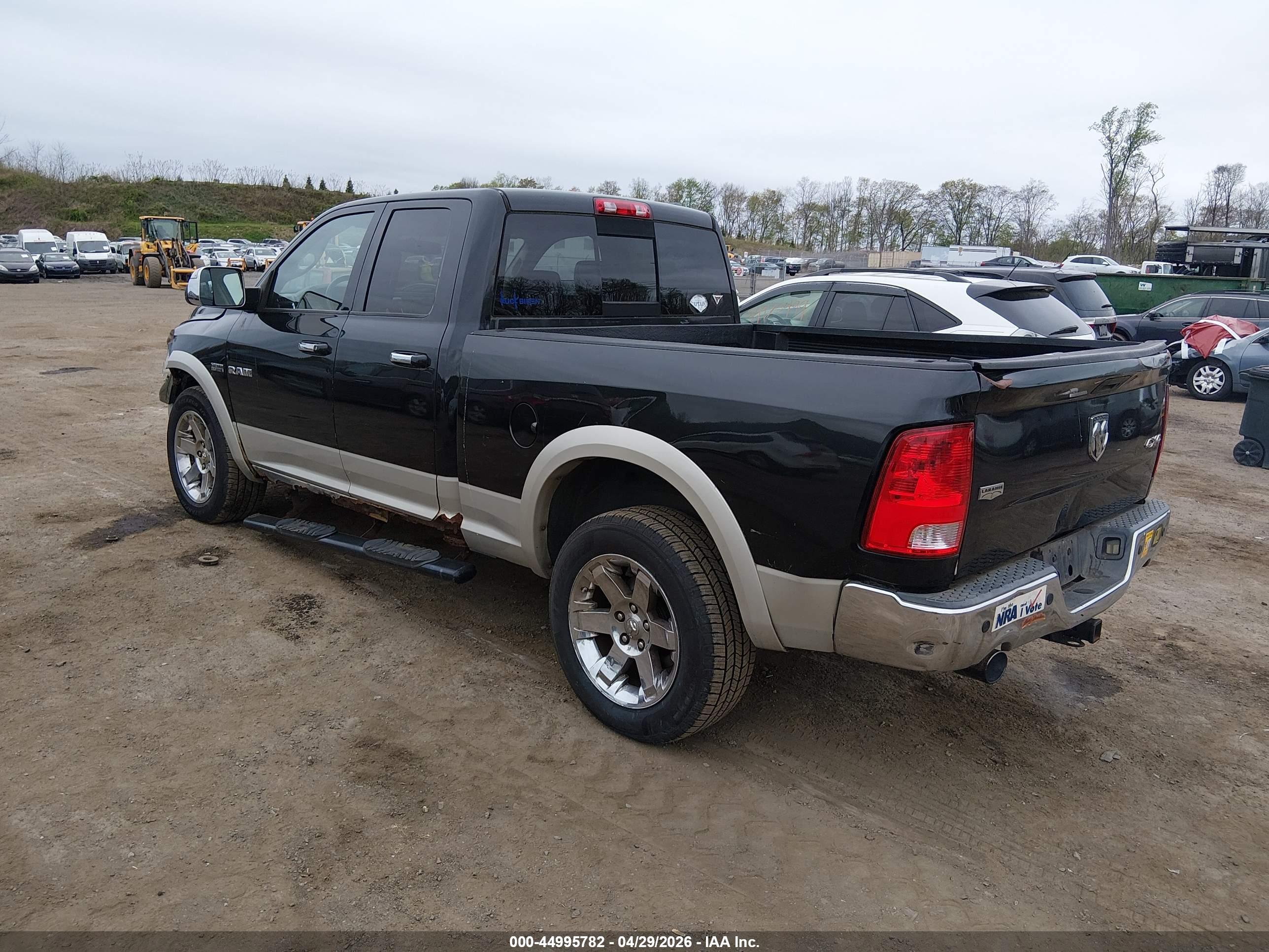 DODGE RAM image 3
