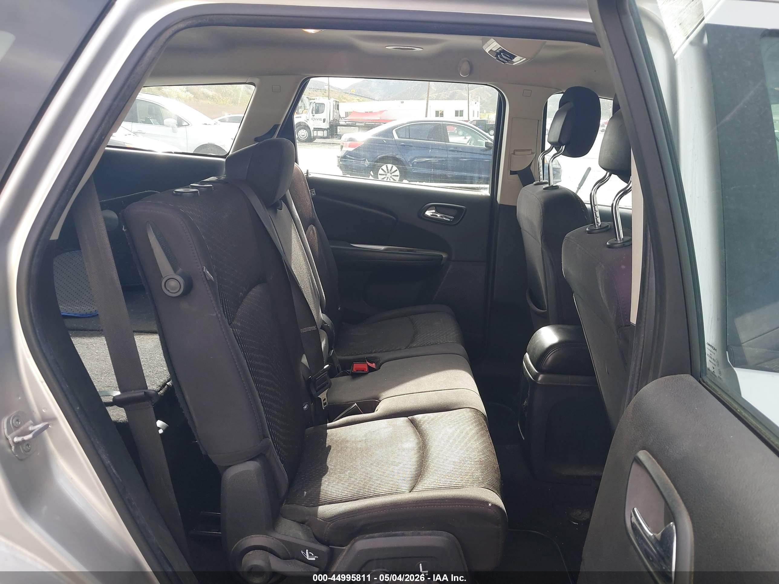 DODGE JOURNEY image 8