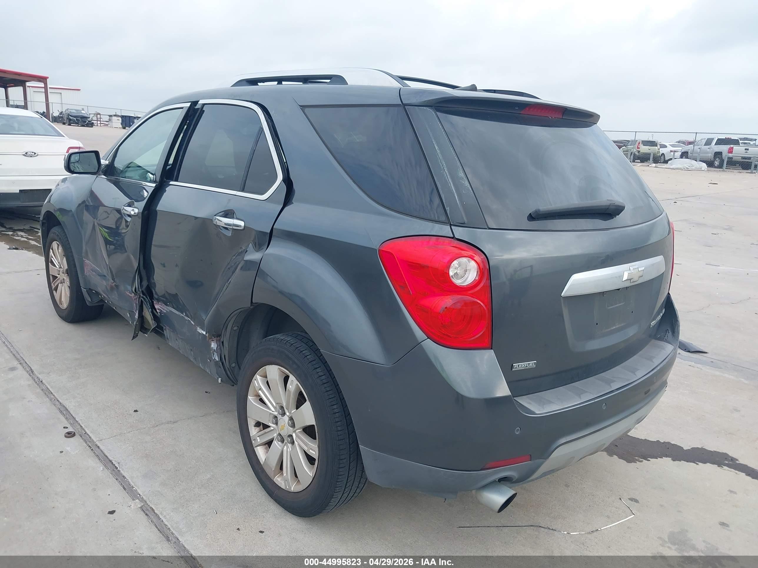 CHEVROLET EQUINOX image 3