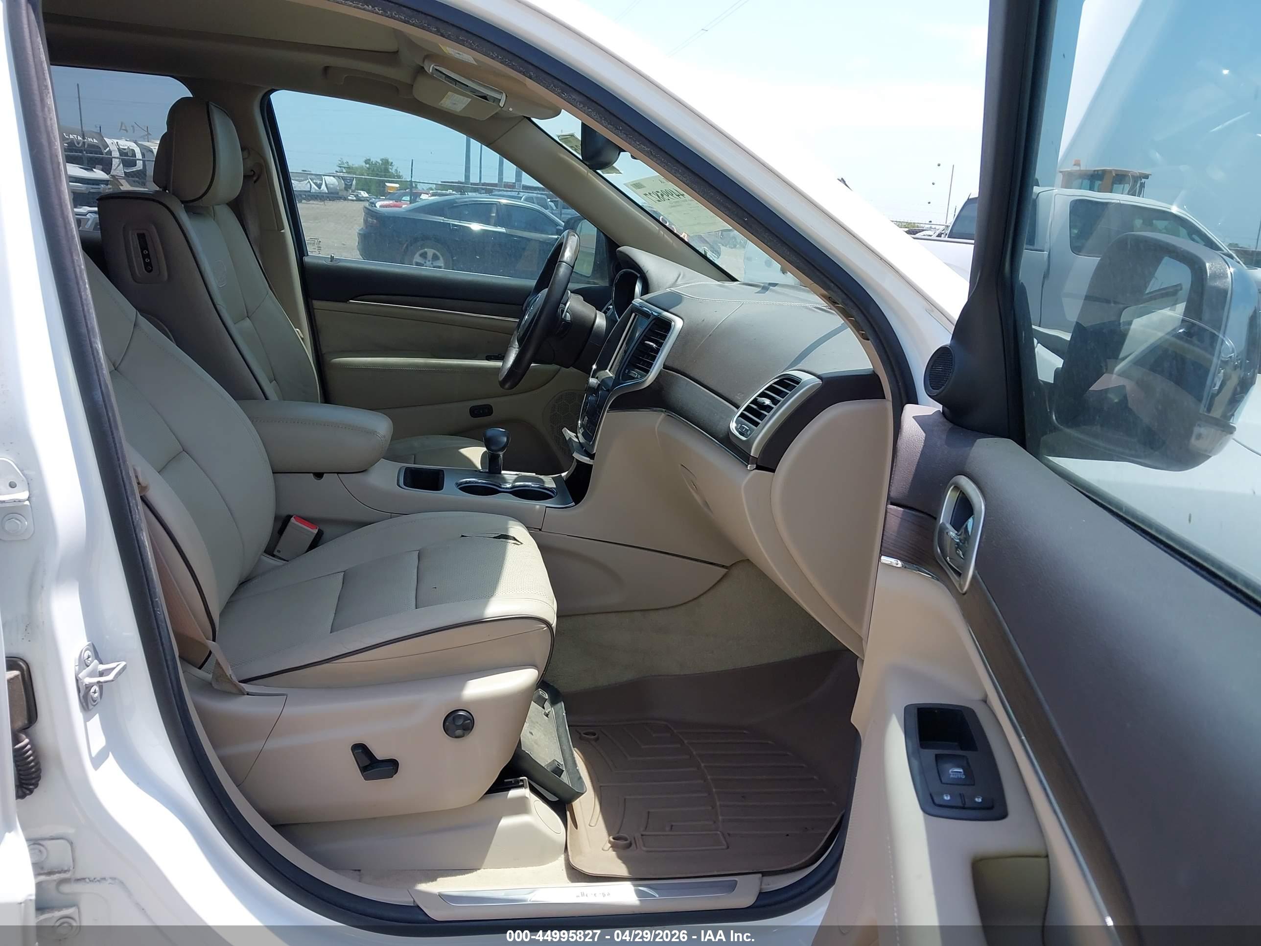 JEEP GRAND image 5
