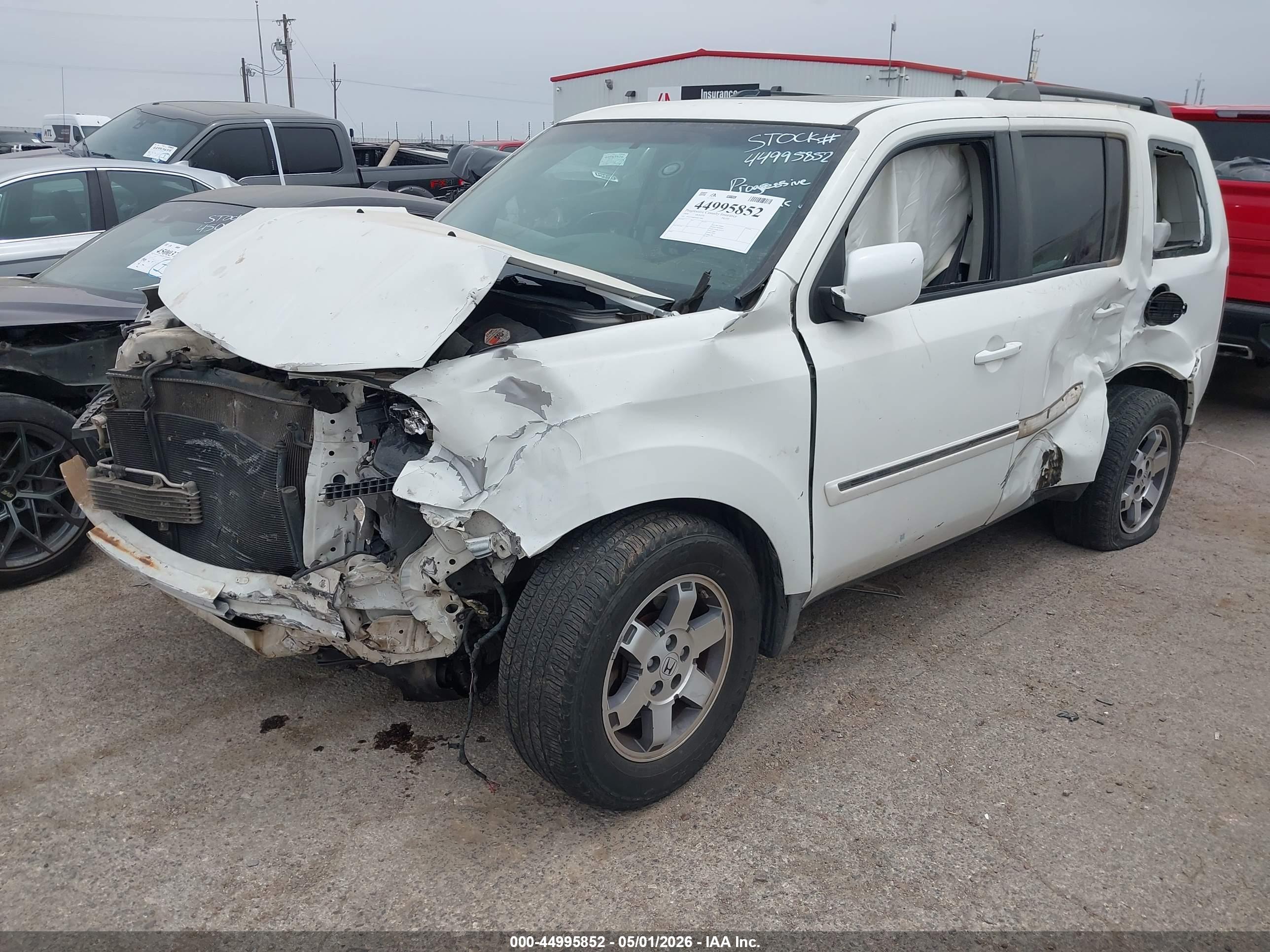 HONDA PILOT image 2