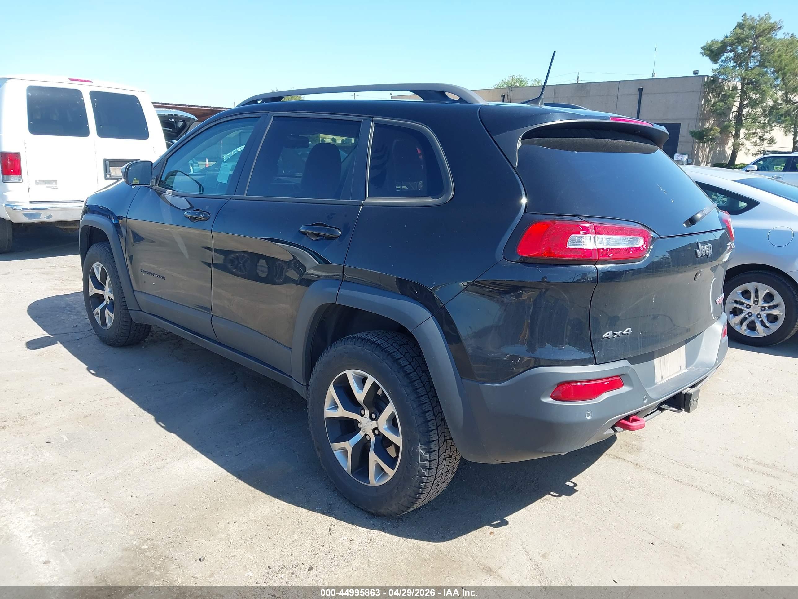 JEEP CHEROKEE image 3