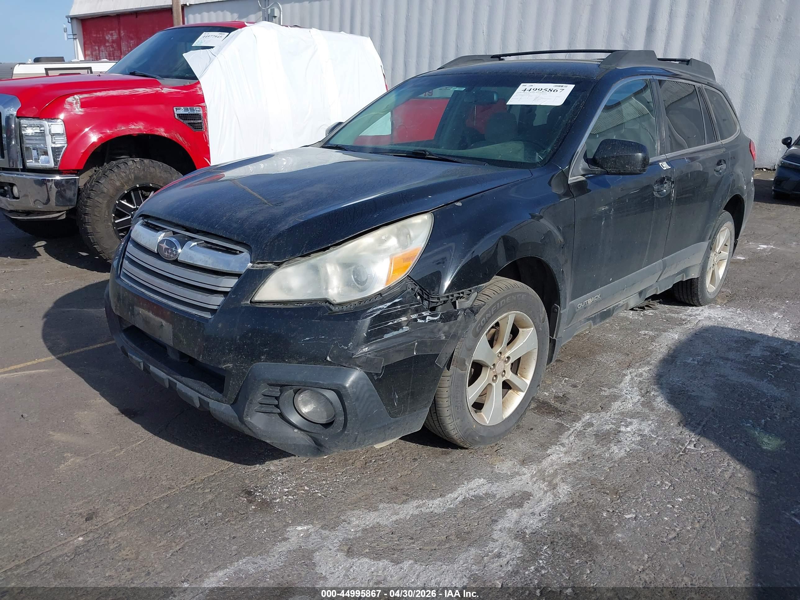 SUBARU OUTBACK image 2