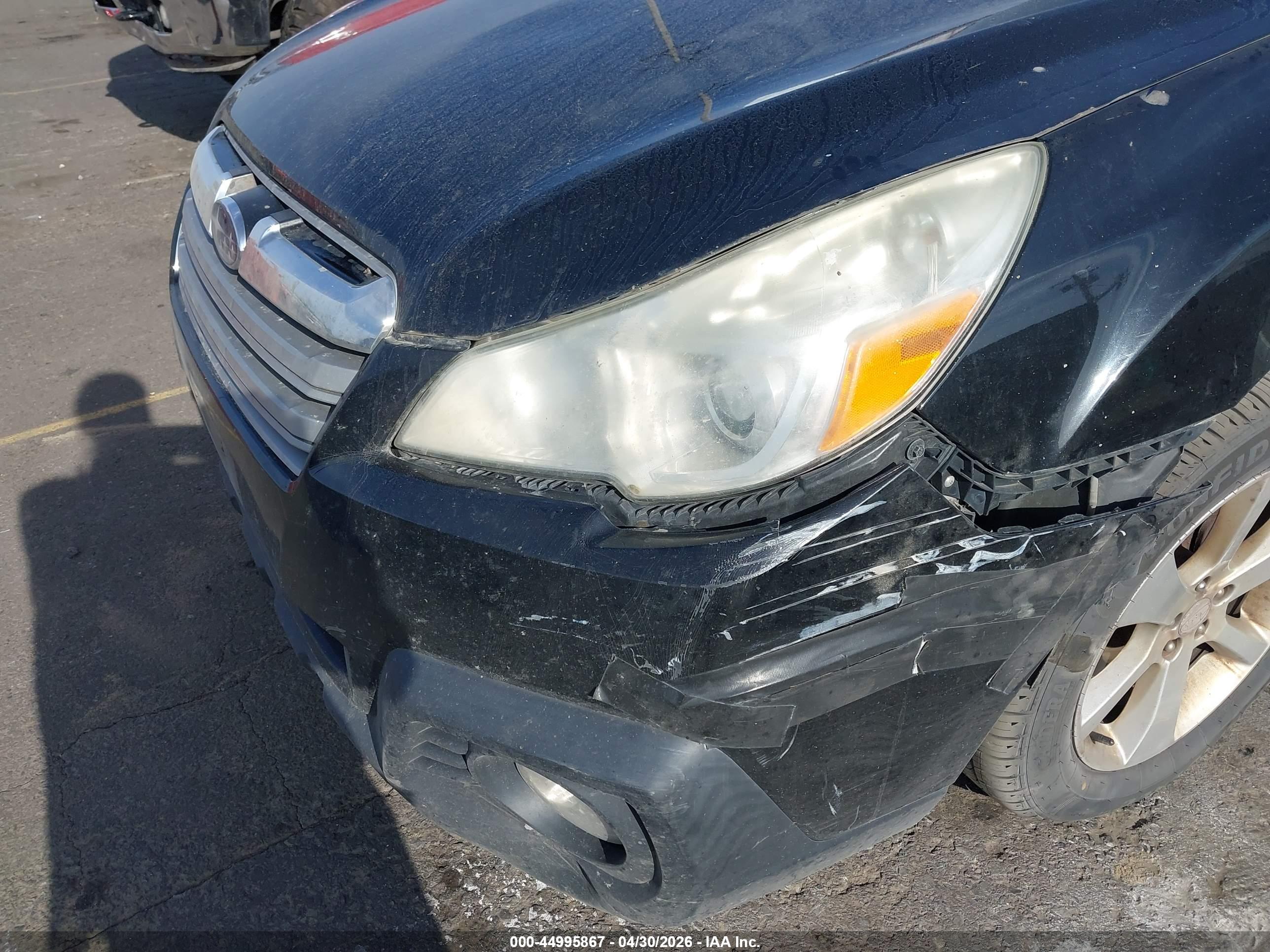 SUBARU OUTBACK image 6