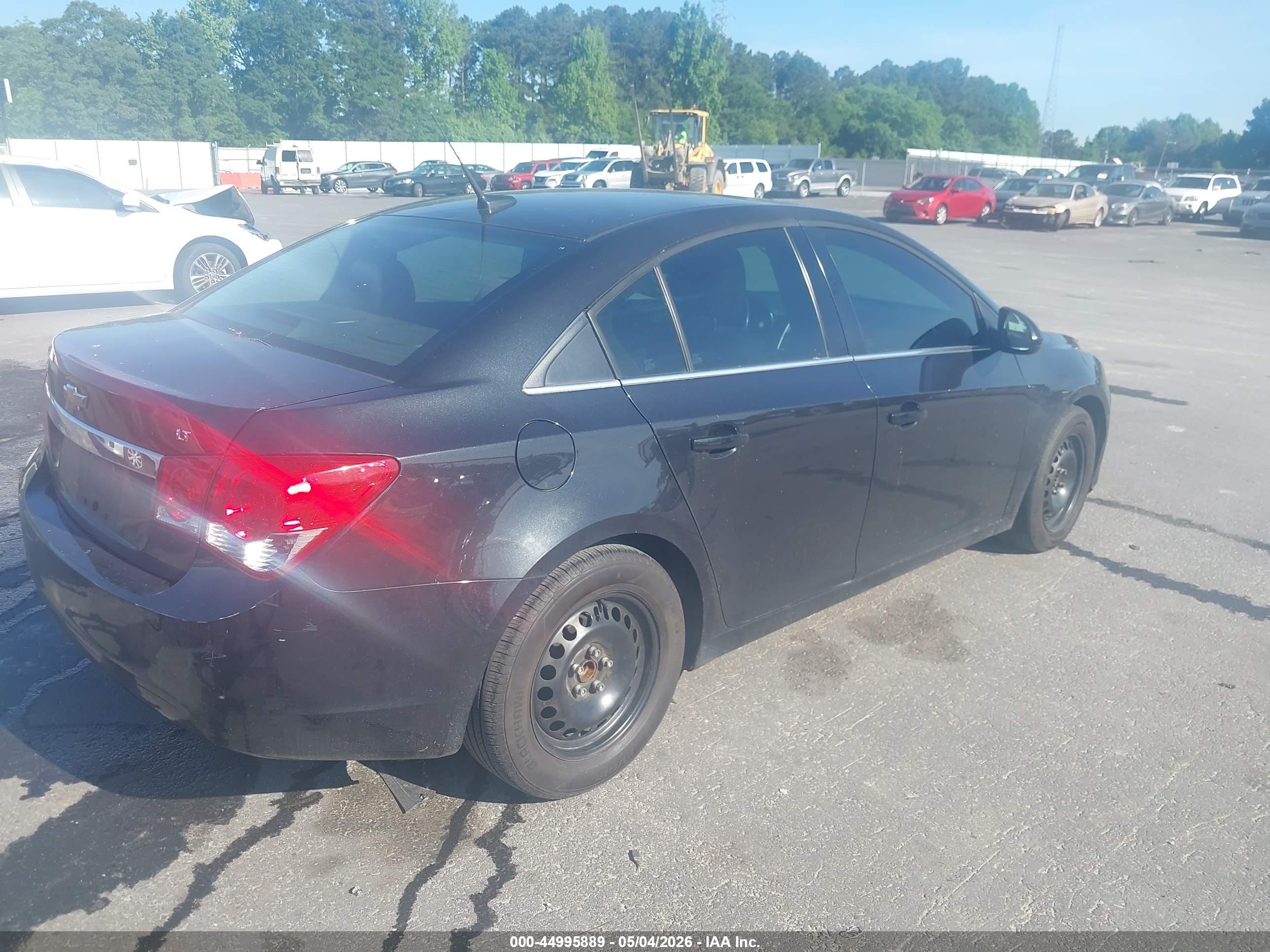 CHEVROLET CRUZE image 4
