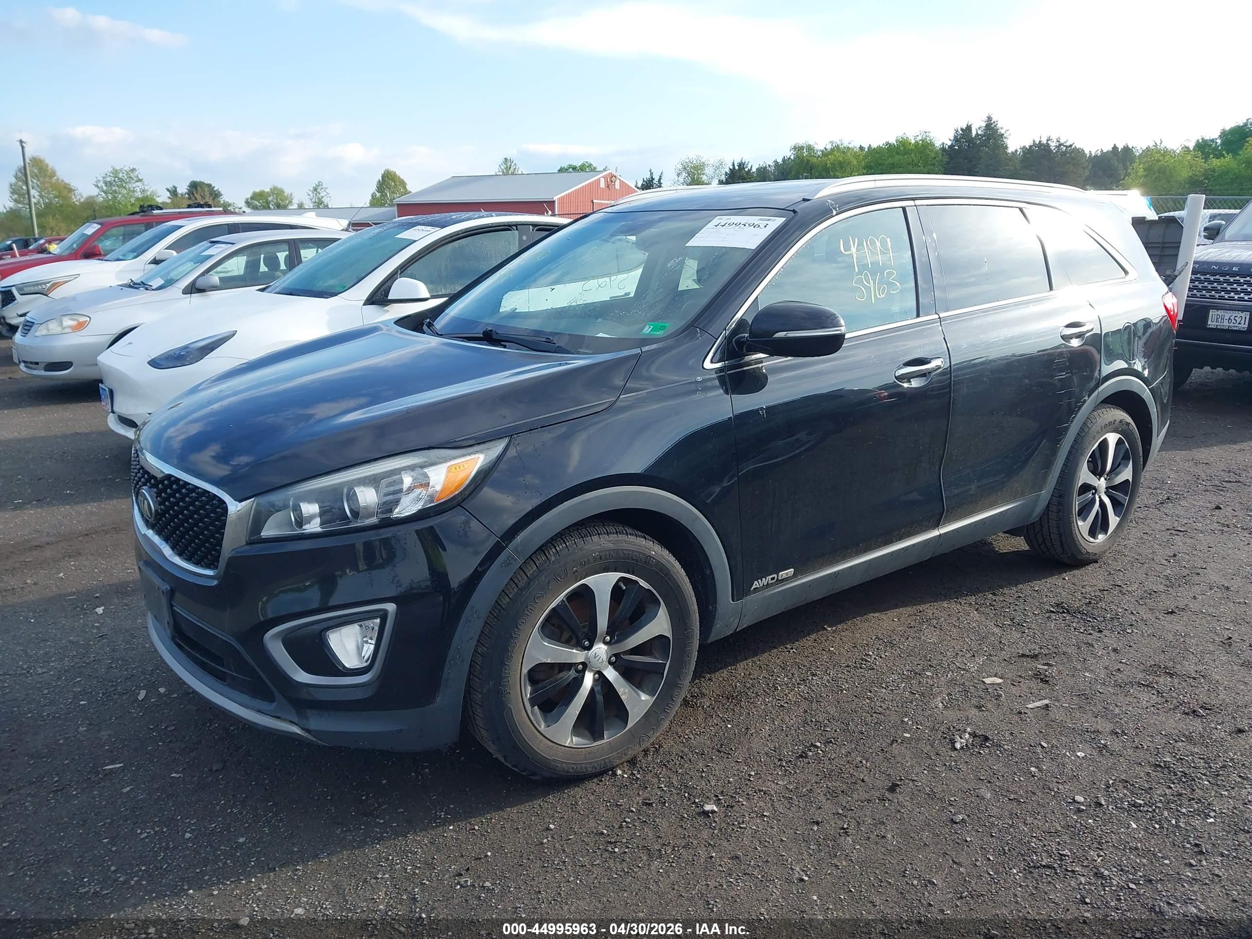 KIA SORENTO image 2