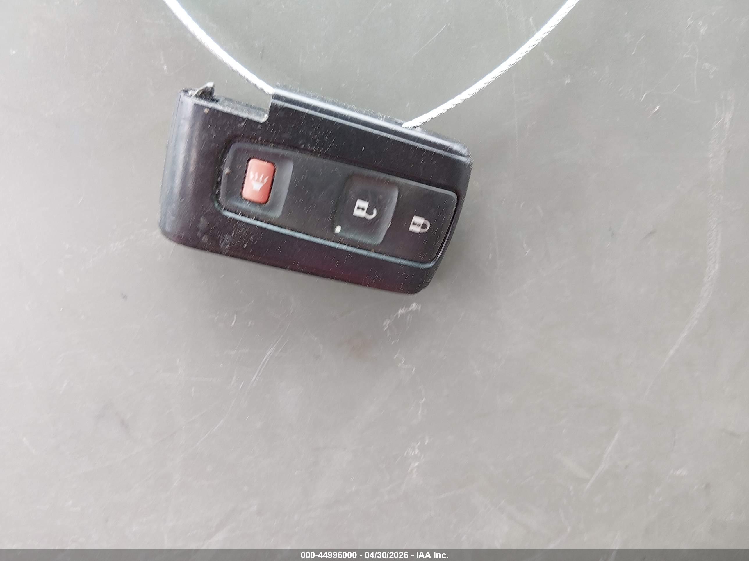 TOYOTA PRIUS image 11