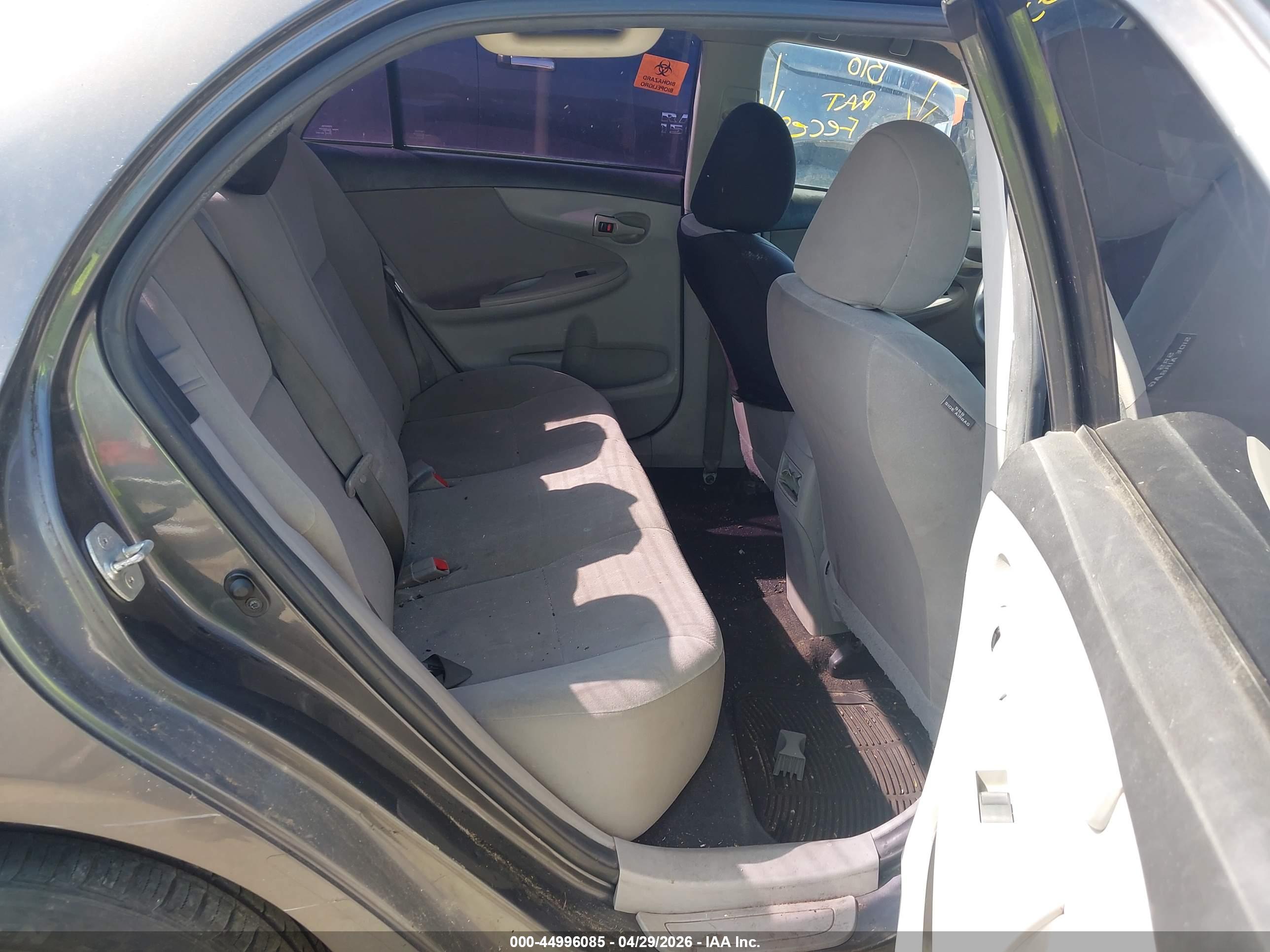 TOYOTA COROLLA image 8