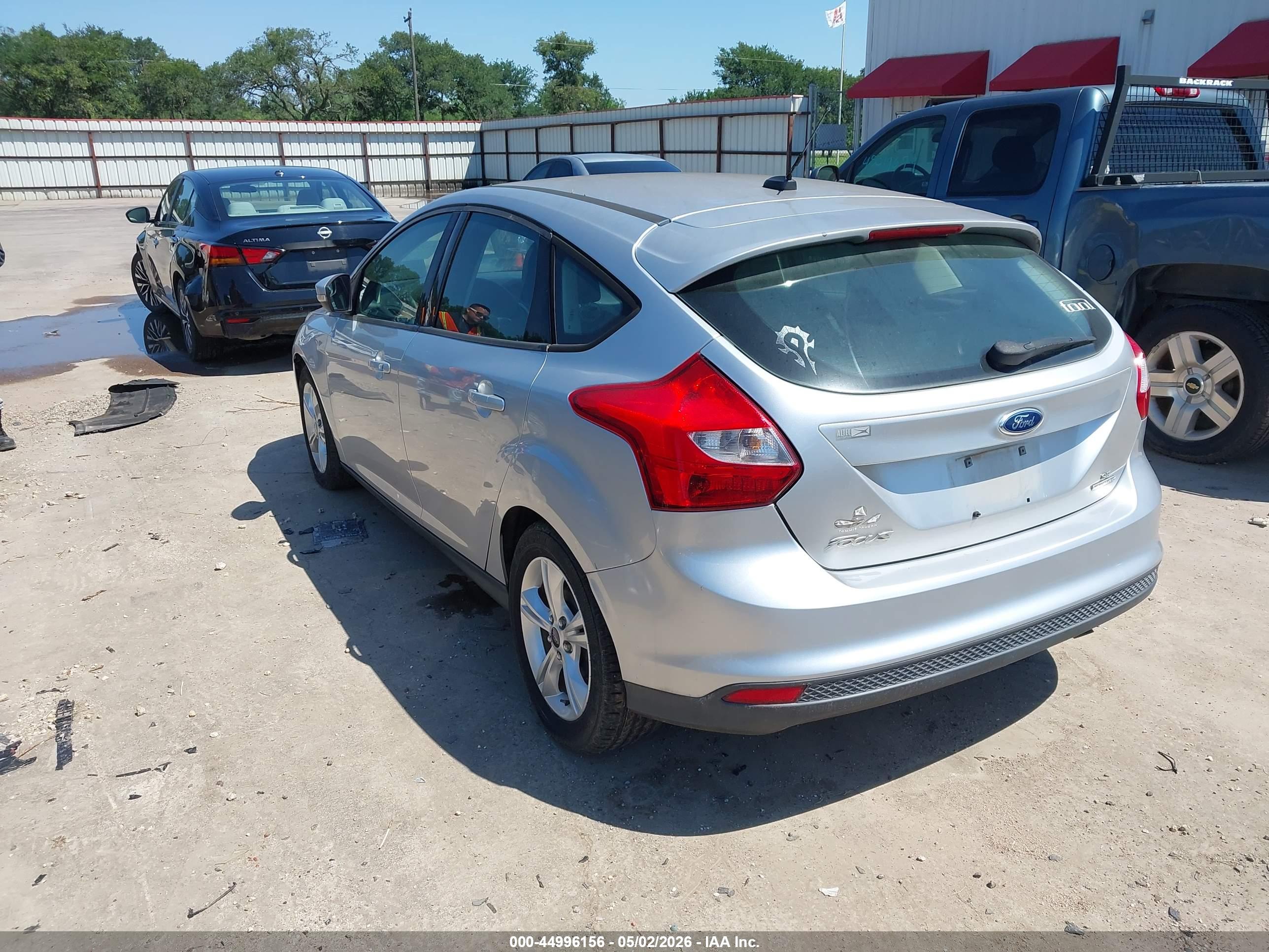 FORD FOCUS image 3