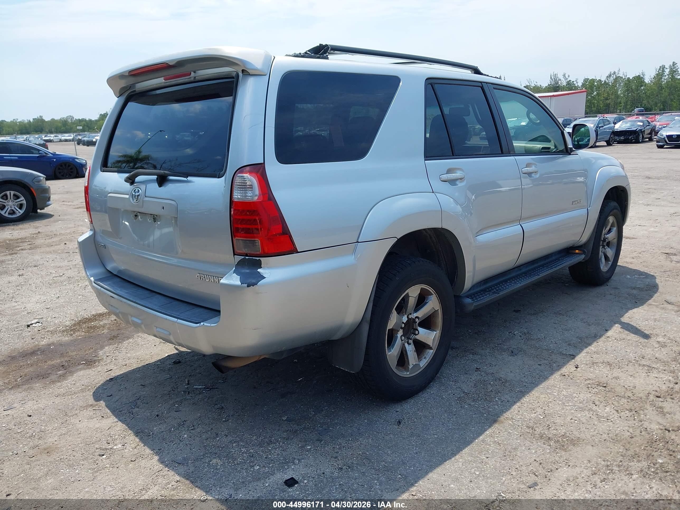 TOYOTA 4RUNNER image 4