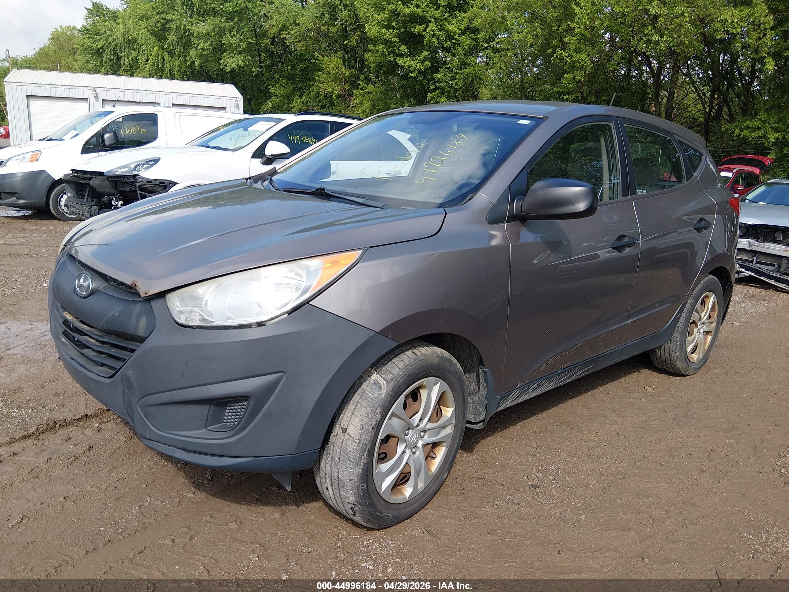 HYUNDAI TUCSON image 2