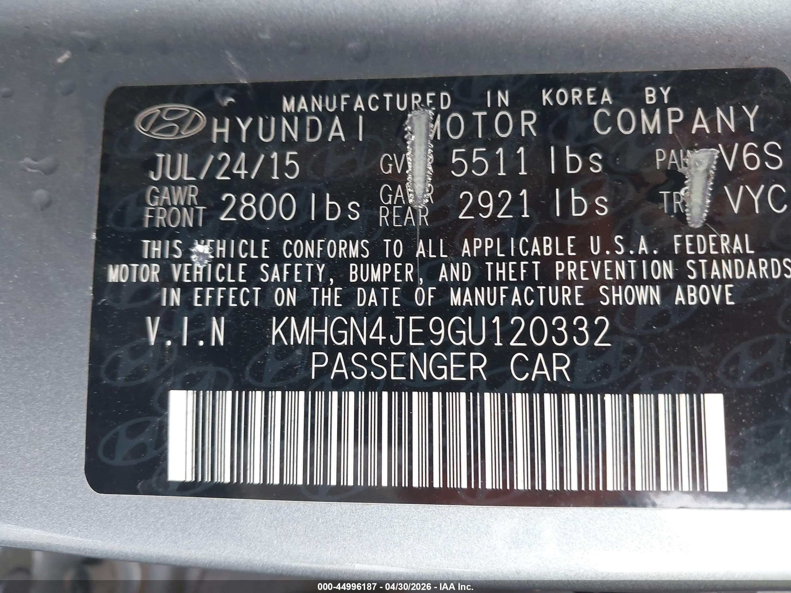 HYUNDAI GENESIS image 9