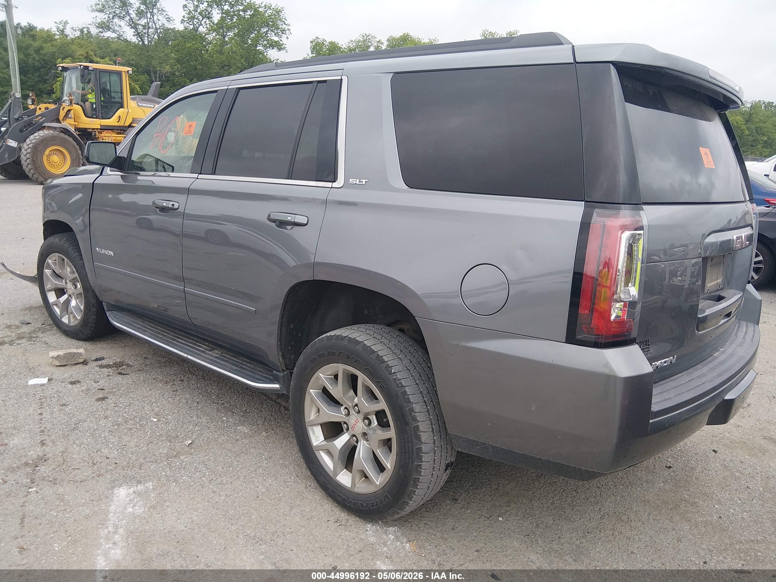 GMC YUKON image 3