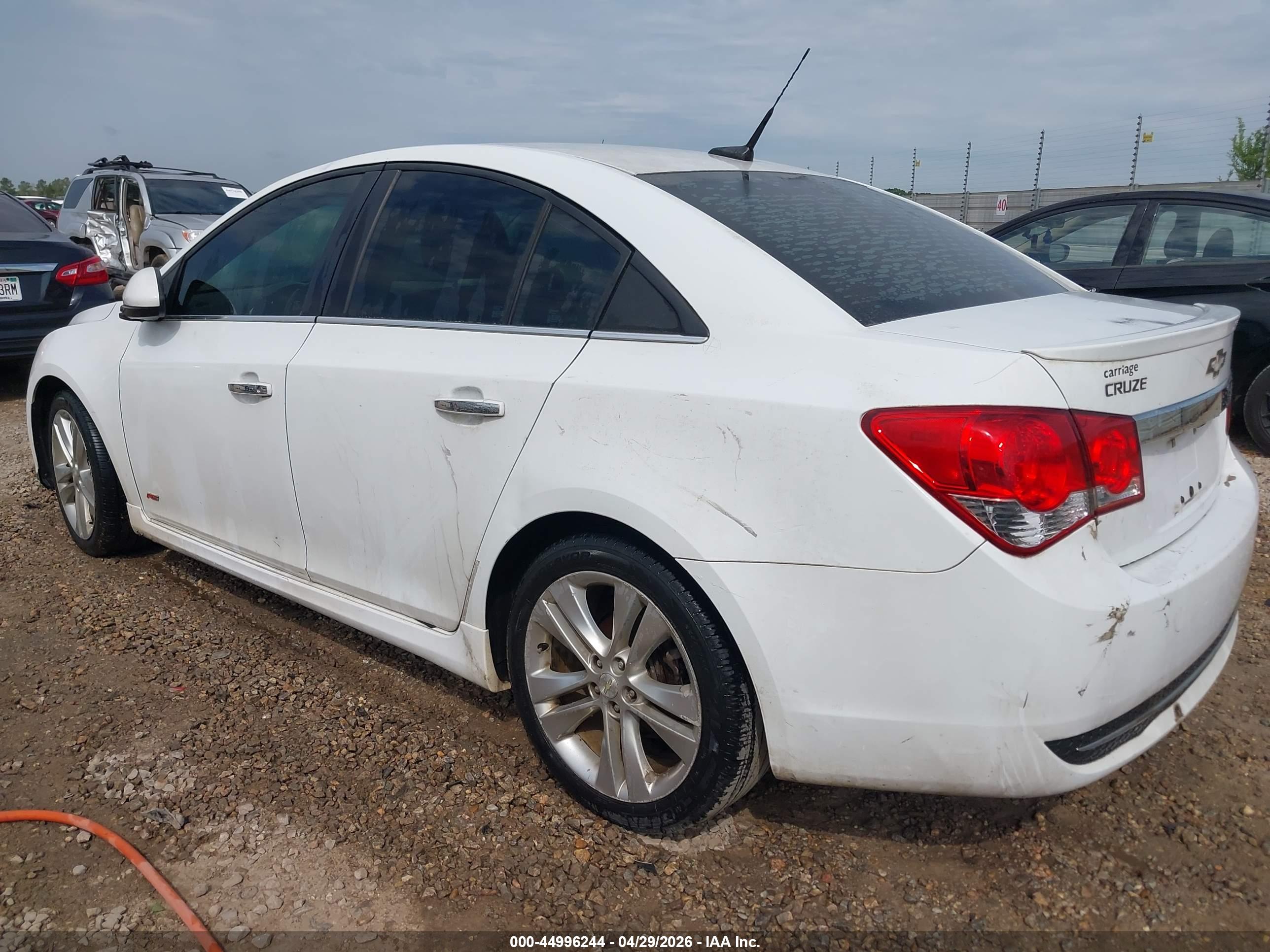 CHEVROLET CRUZE image 3