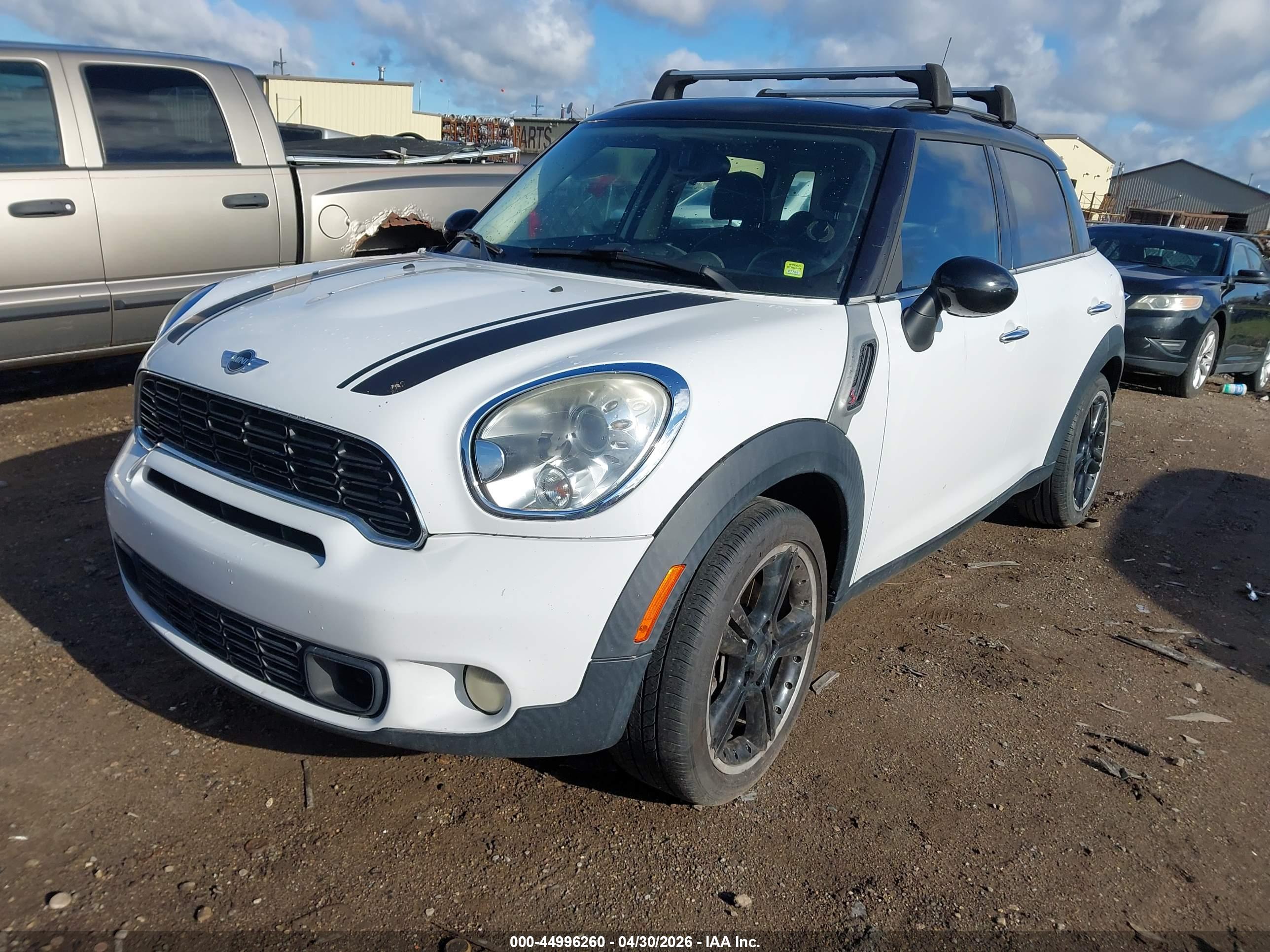 MINI COOPER image 2