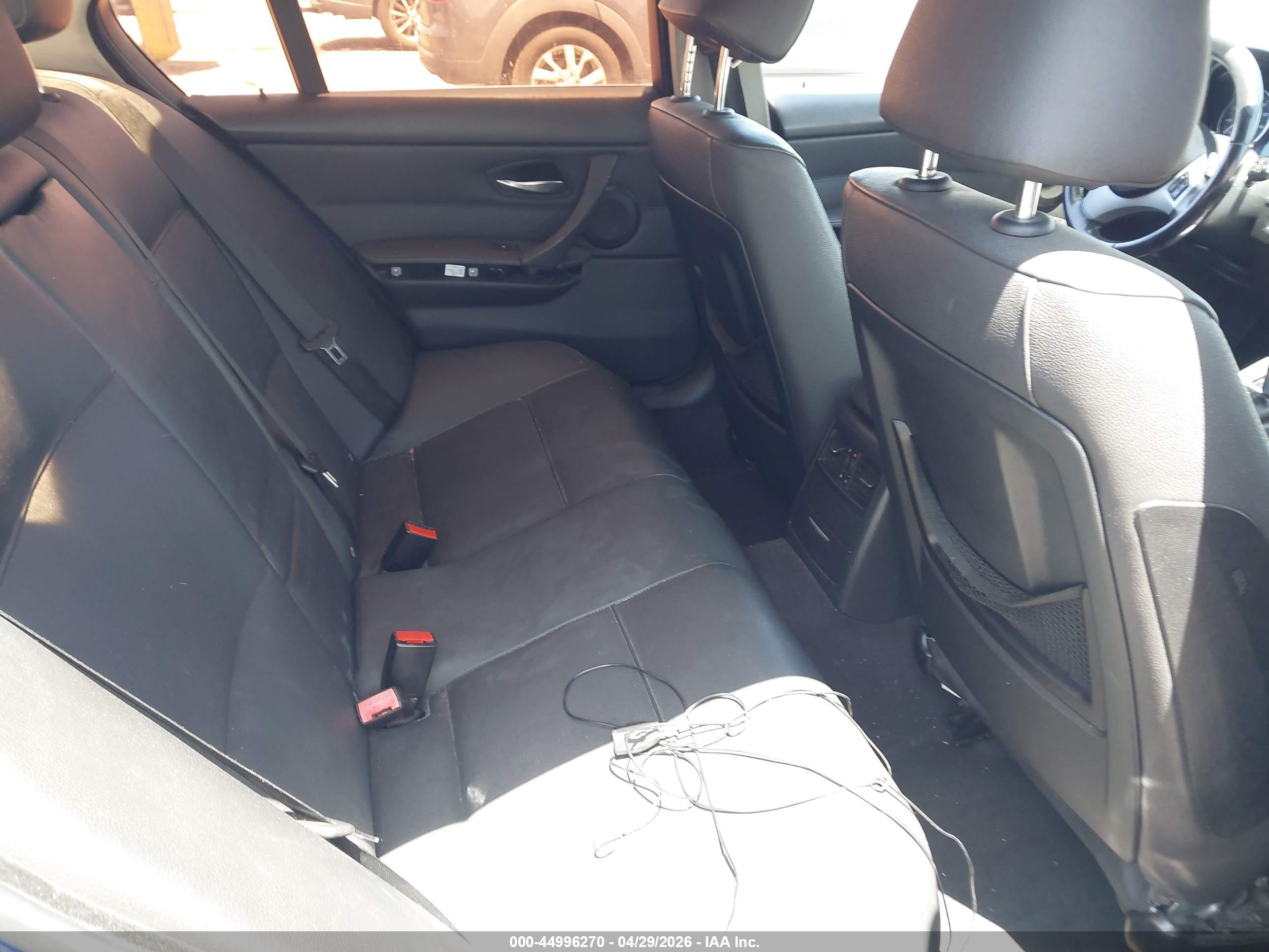 BMW 335I image 8