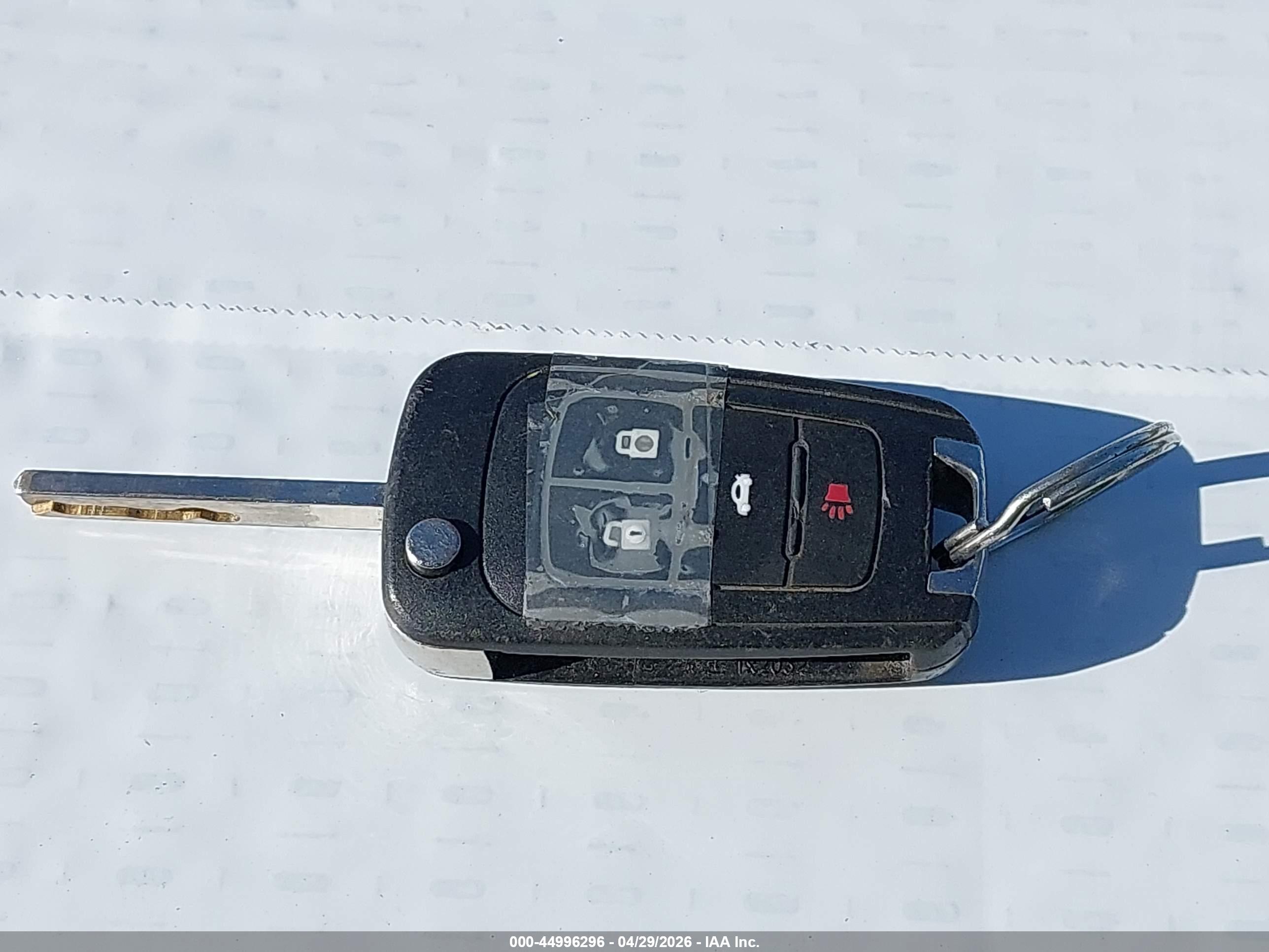GMC TERRAIN image 11