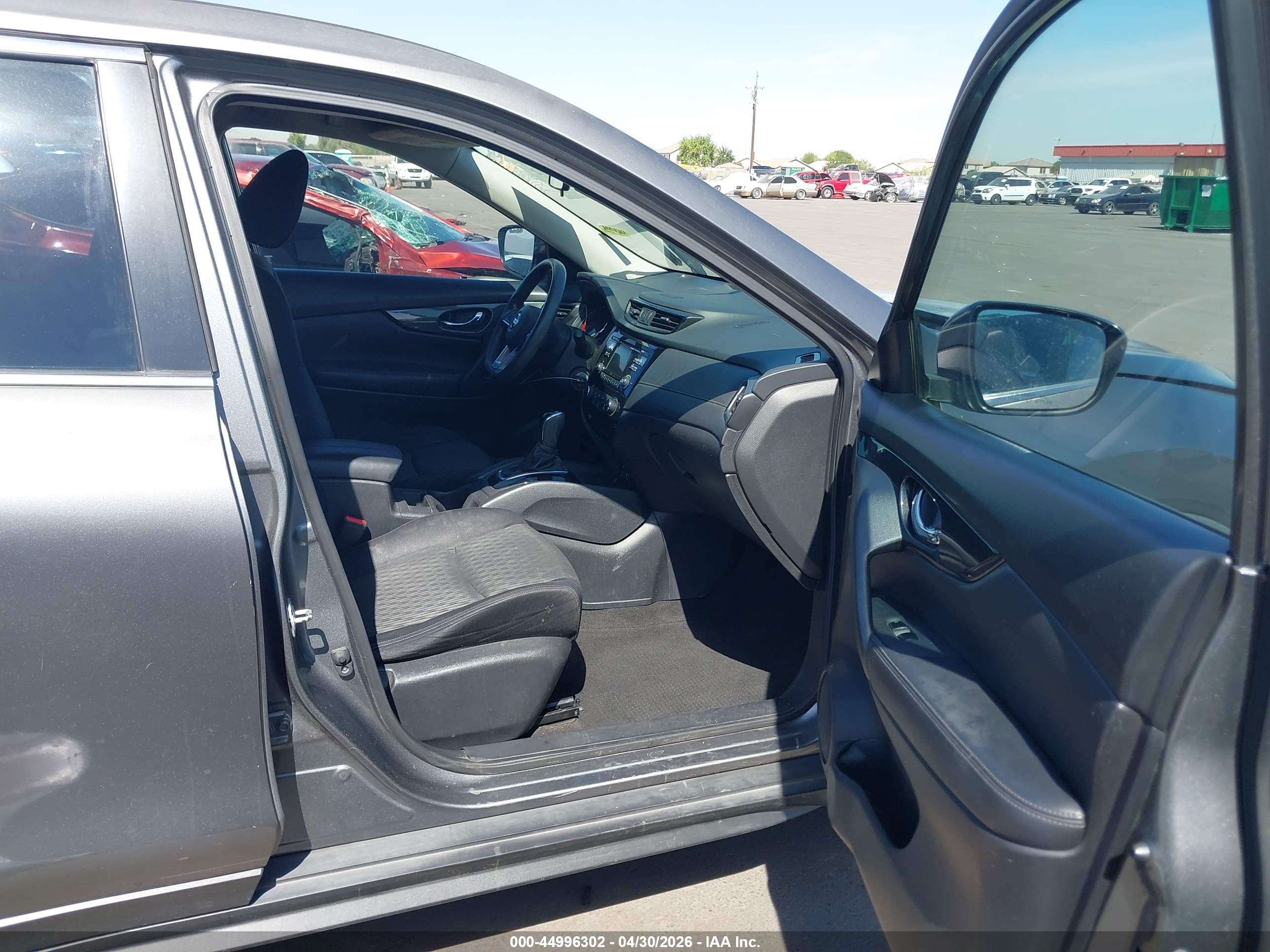 NISSAN ROGUE image 5
