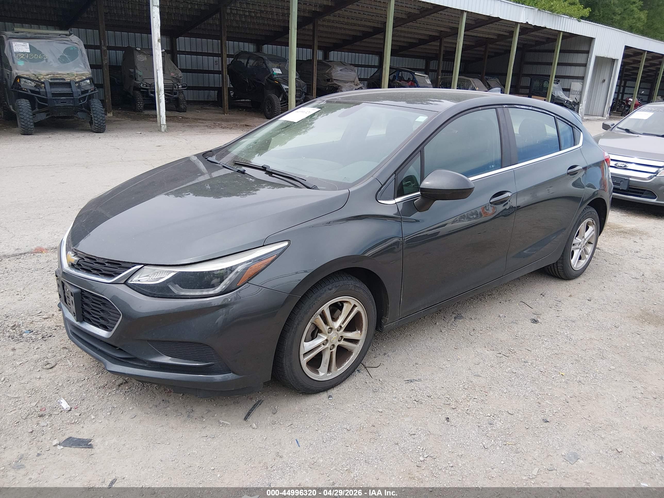 CHEVROLET CRUZE image 2