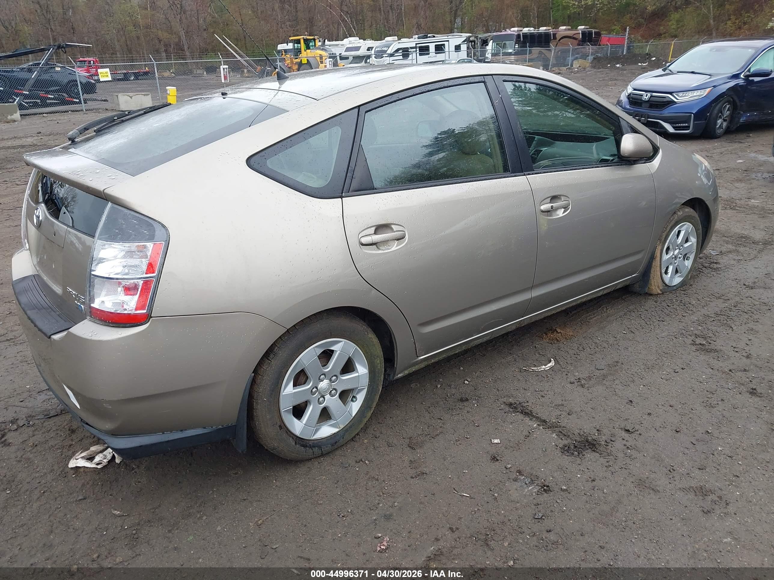 TOYOTA PRIUS image 4