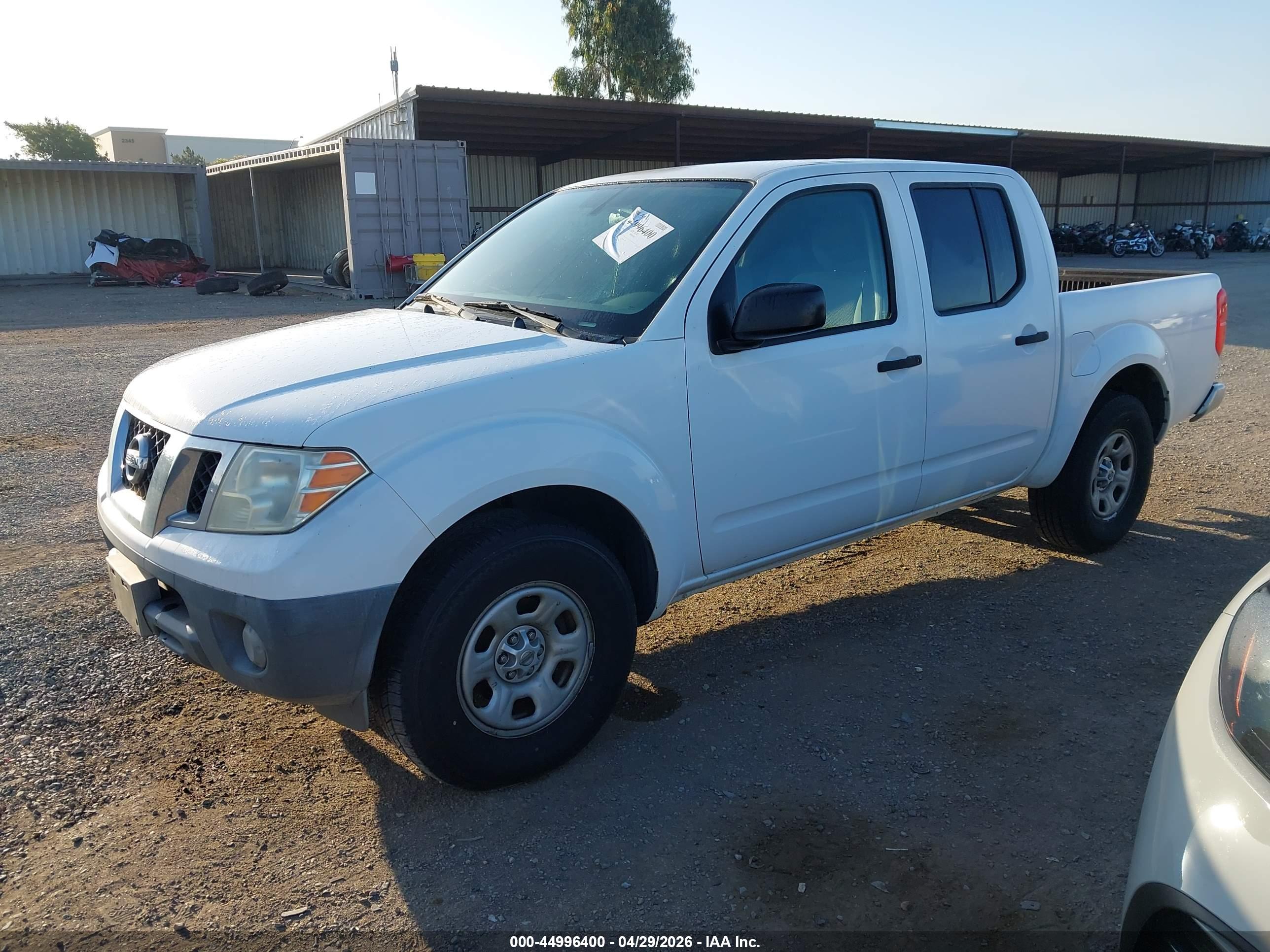 NISSAN FRONTIER image 2
